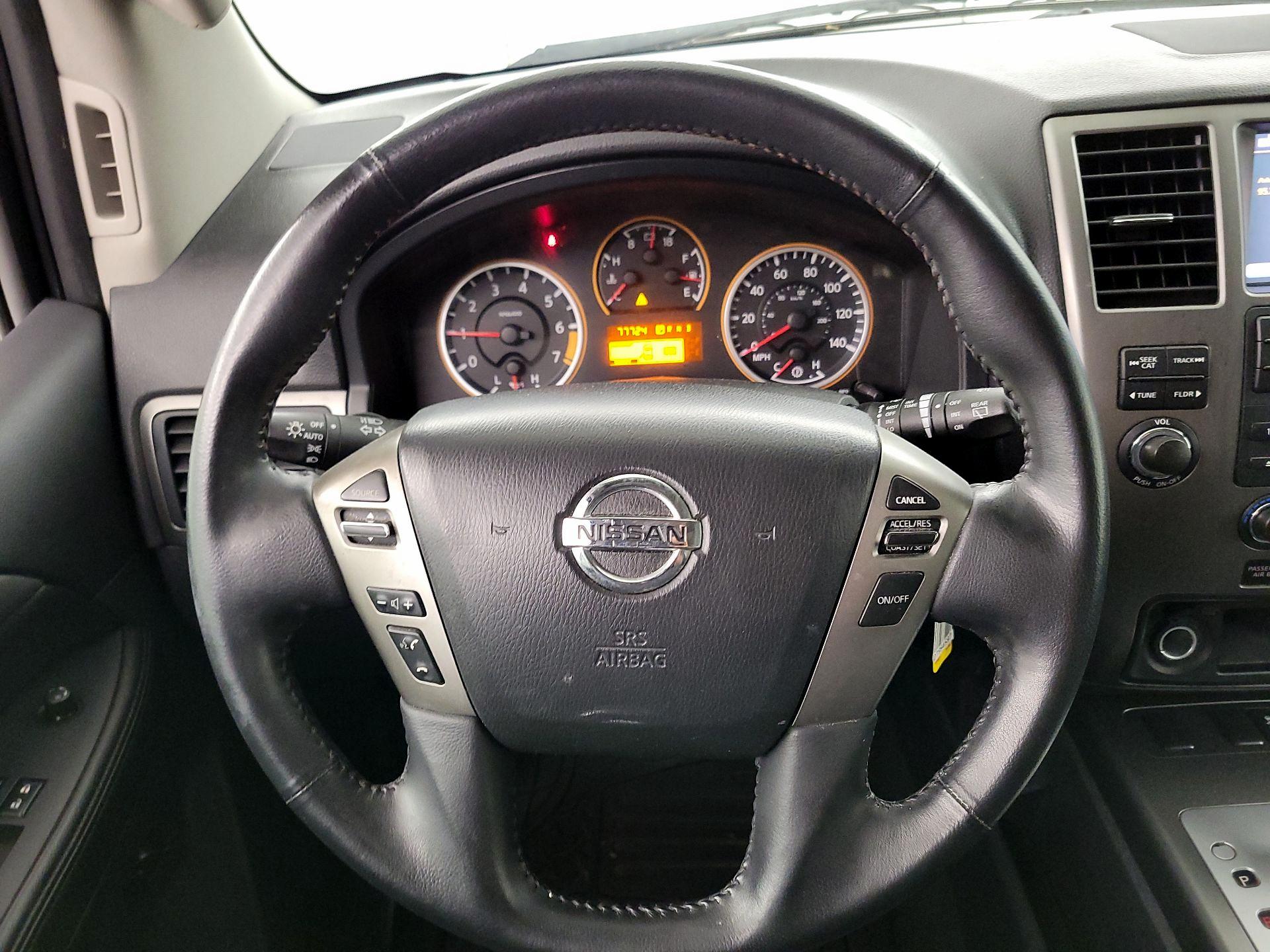 Thumbnail: 2013 Nissan Armada - 10