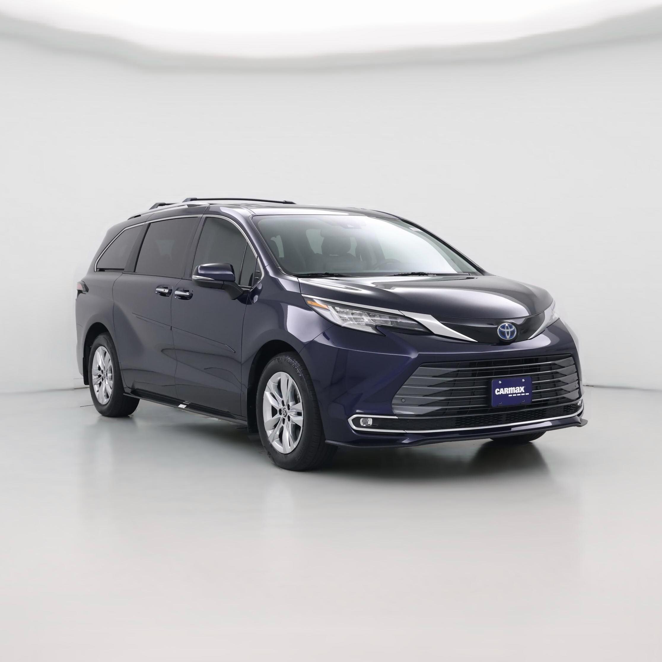 Thumbnail: 2022 Toyota Sienna - 1