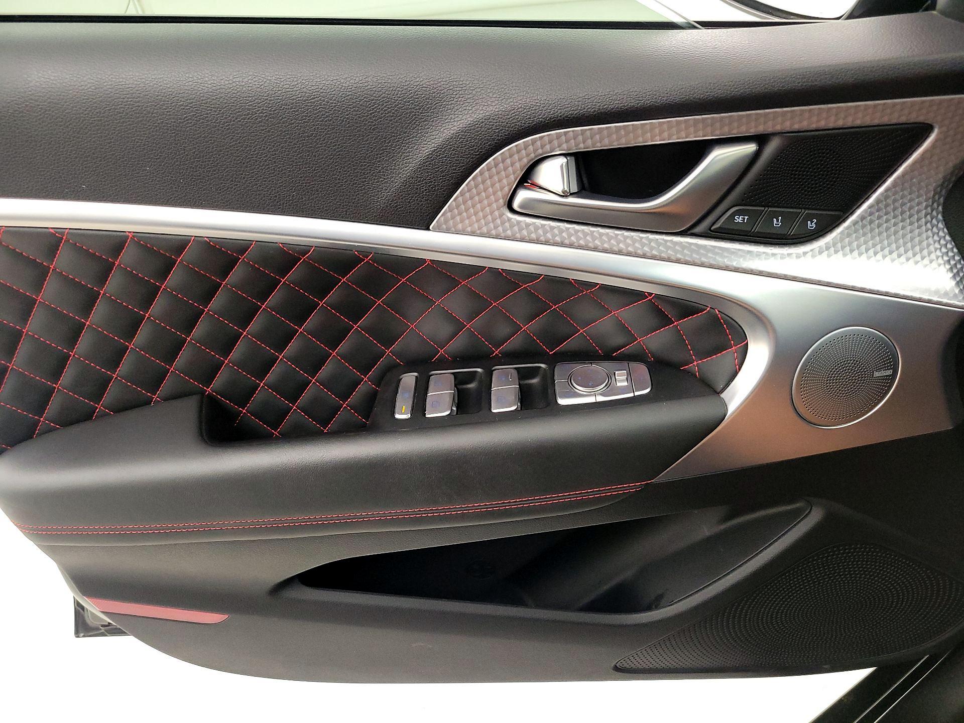 Thumbnail: 2022 Genesis G70 - 12