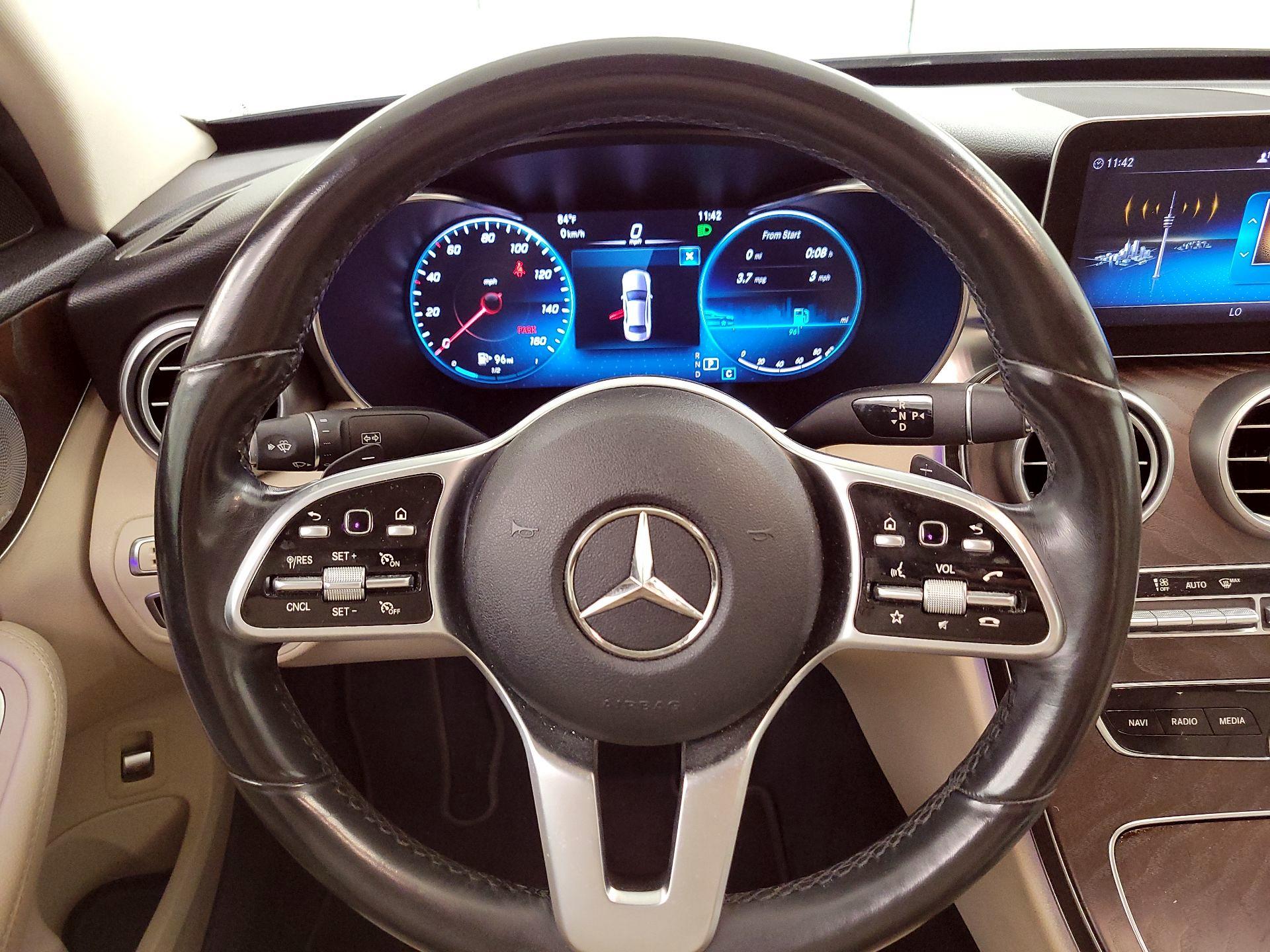 Thumbnail: 2020 Mercedes-Benz C-Class - 10