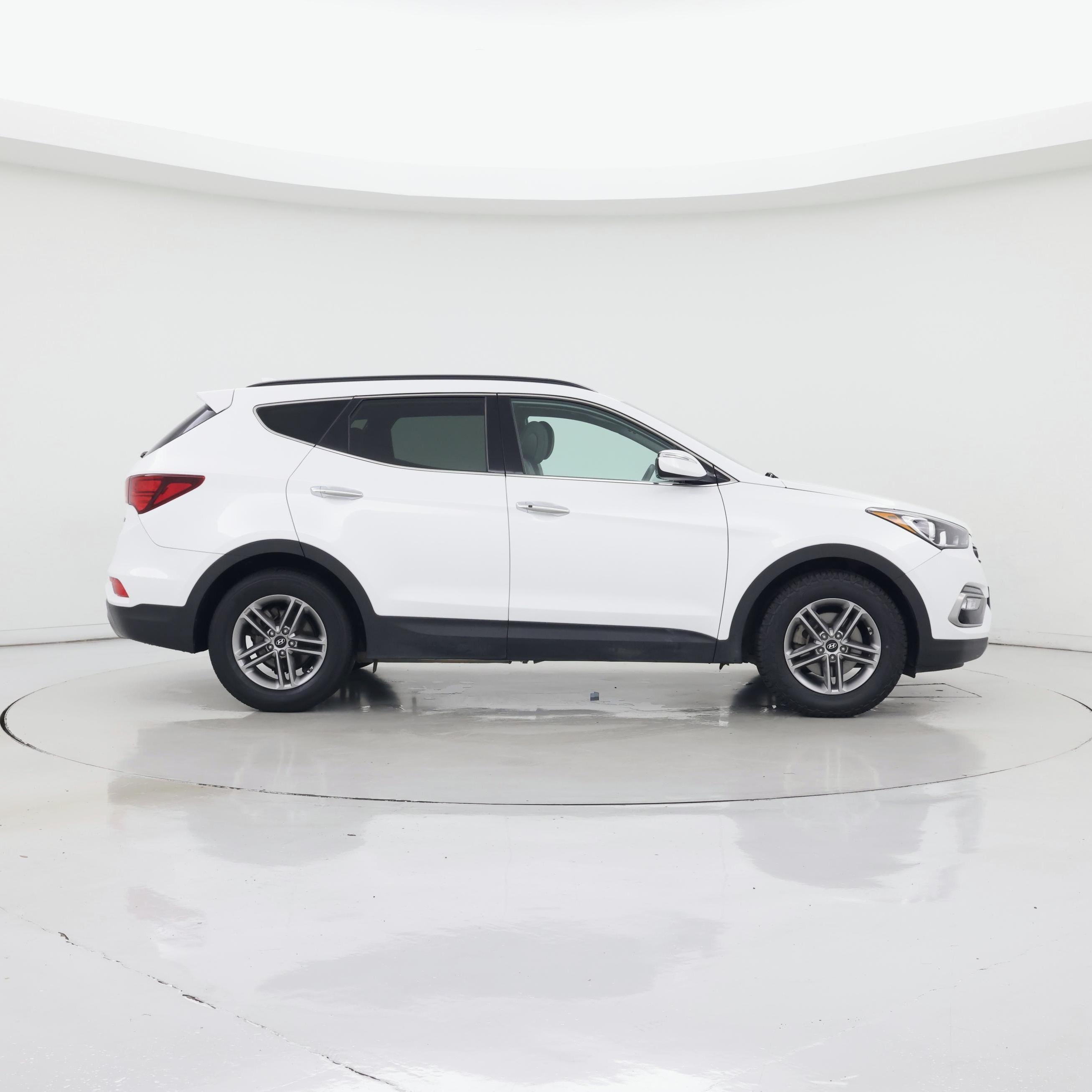 Thumbnail: 2018 Hyundai Santa Fe - 7