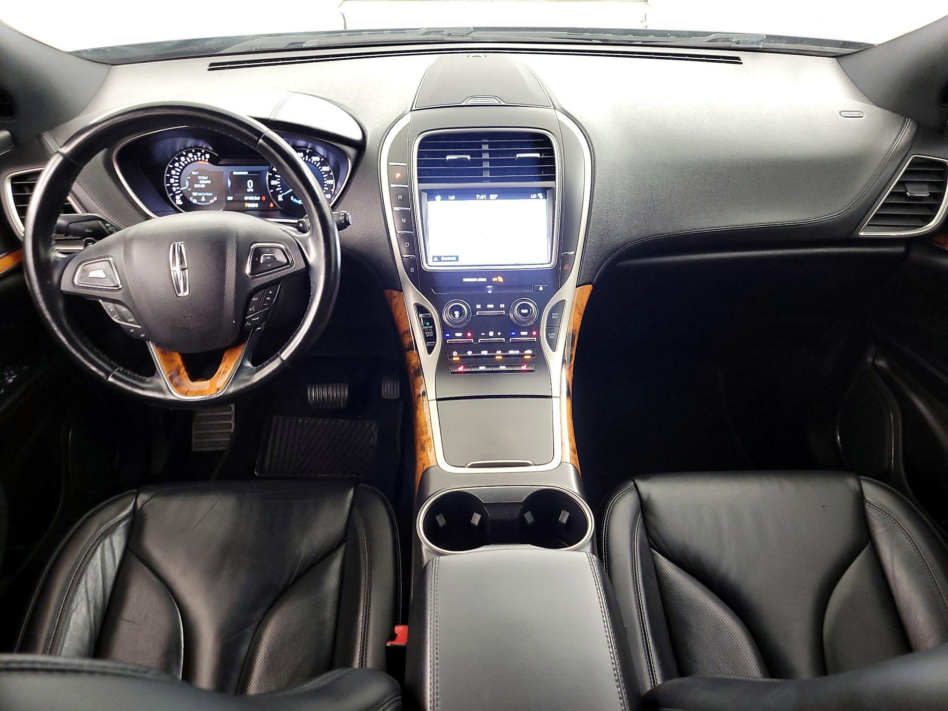 Thumbnail: 2017 Lincoln MKX - 9