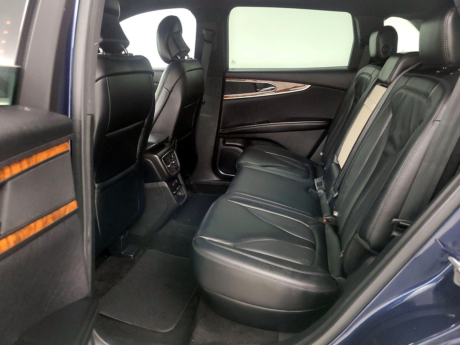 Thumbnail: 2017 Lincoln MKX - 20