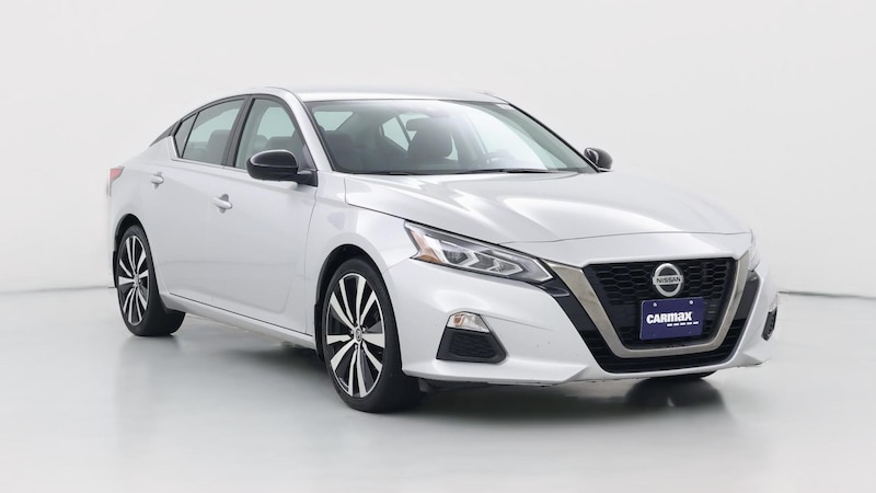 2020 Nissan Altima SR Hero Image