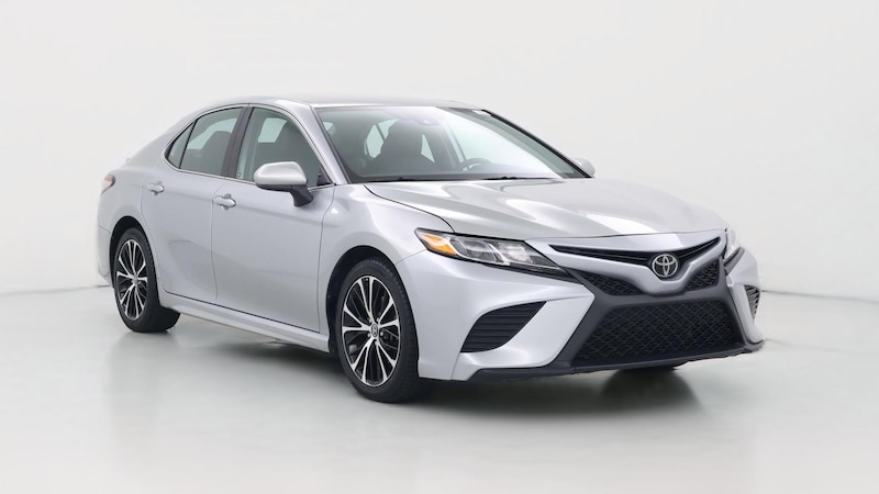 2019 Toyota Camry SE Hero Image