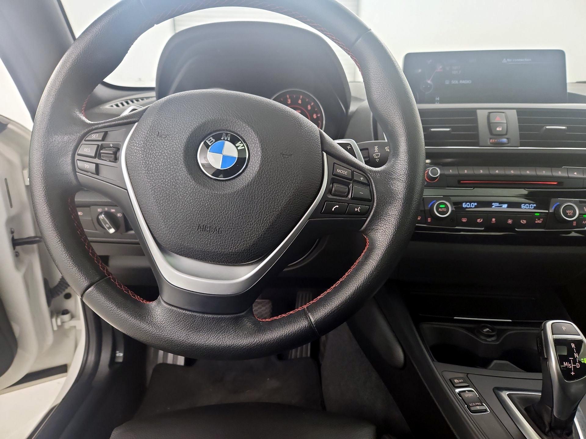 Thumbnail: 2016 BMW 2 Series - 10