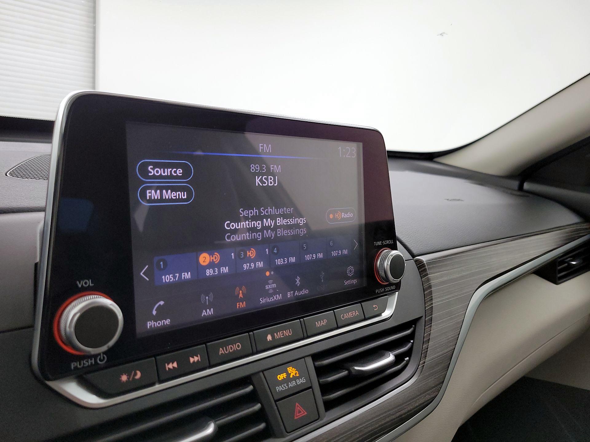 Thumbnail: 2019 Nissan Altima - 15