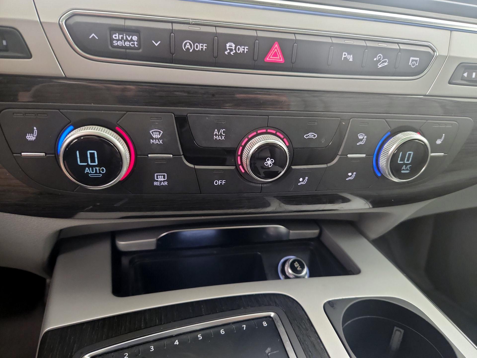 Thumbnail: 2018 Audi Q7 - 17