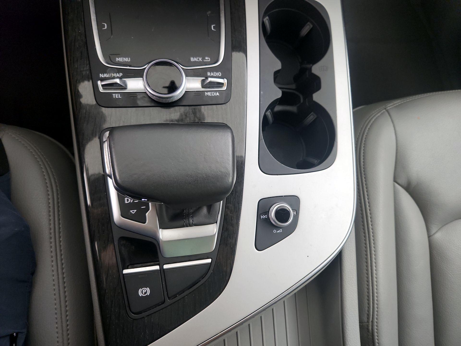 Thumbnail: 2018 Audi Q7 - 18