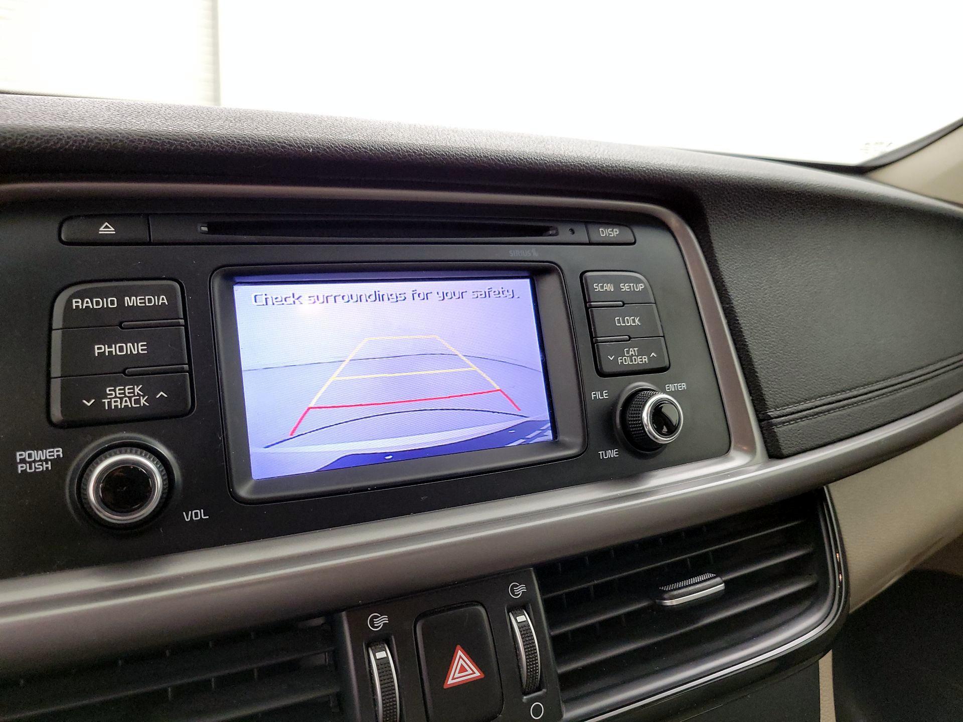 Thumbnail: 2016 Kia Optima - 14