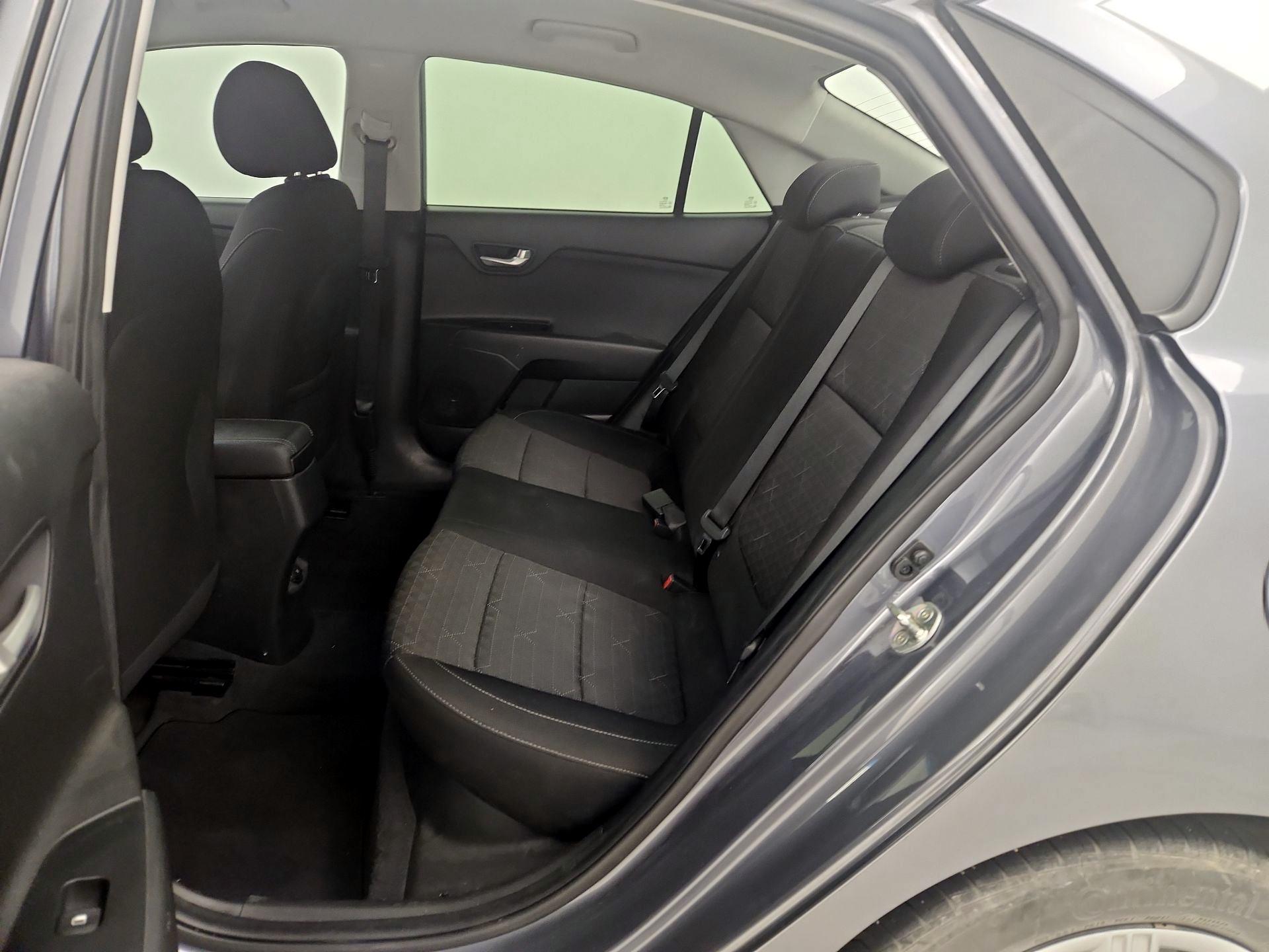 Thumbnail: 2020 Kia Rio - 19