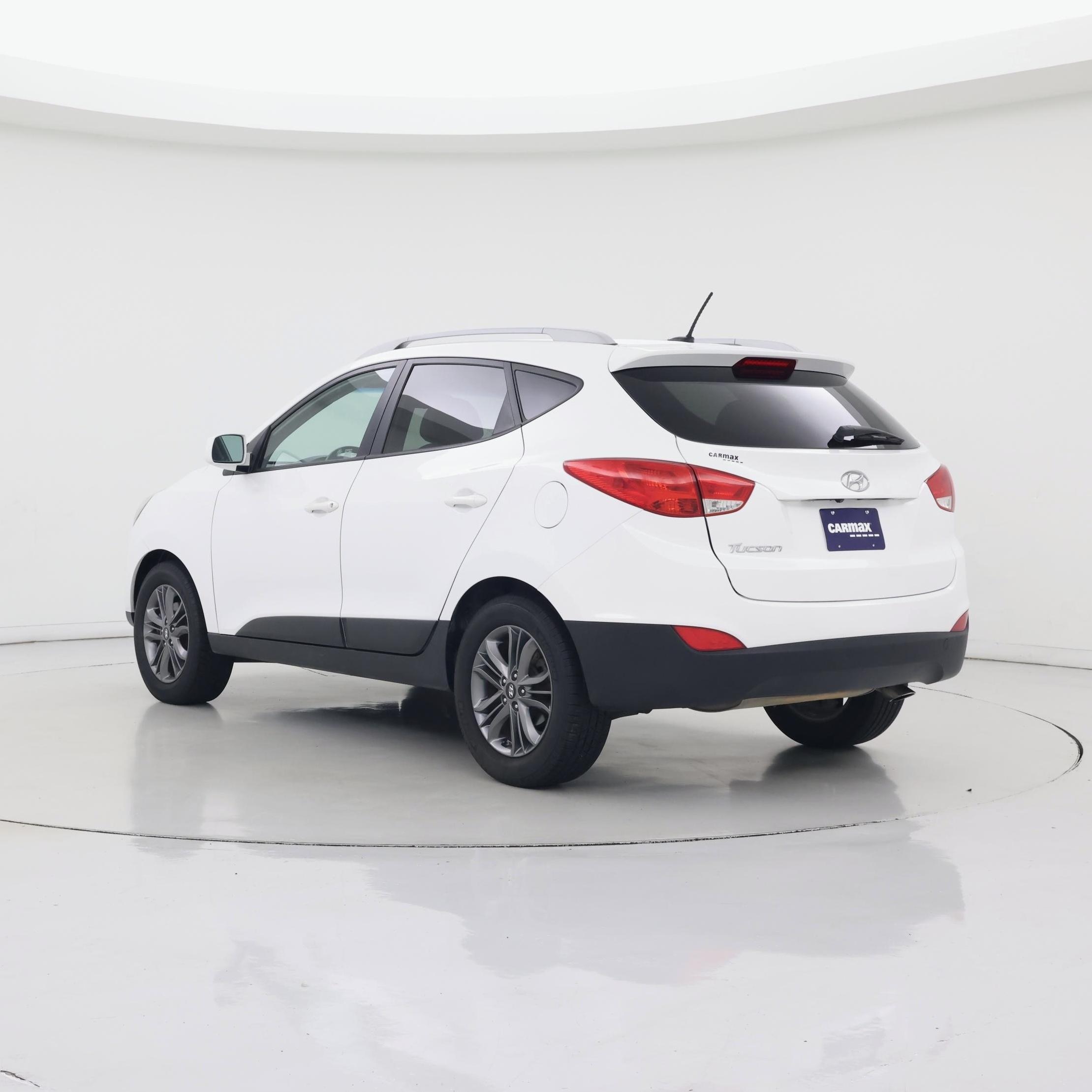 Thumbnail: 2015 Hyundai Tucson - 2