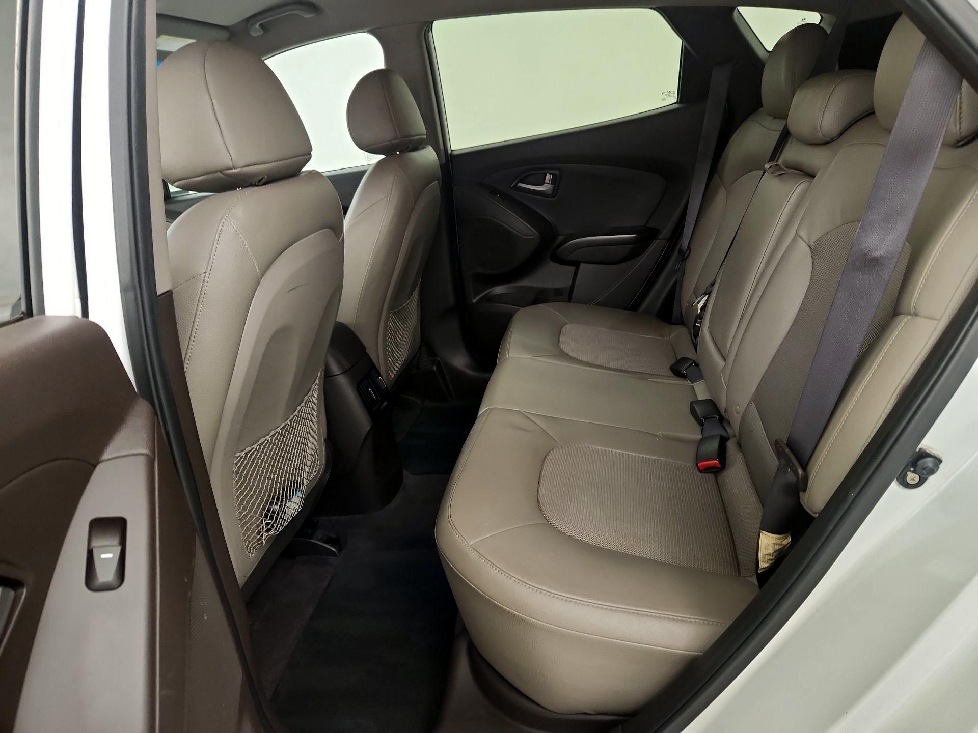 Thumbnail: 2015 Hyundai Tucson - 19