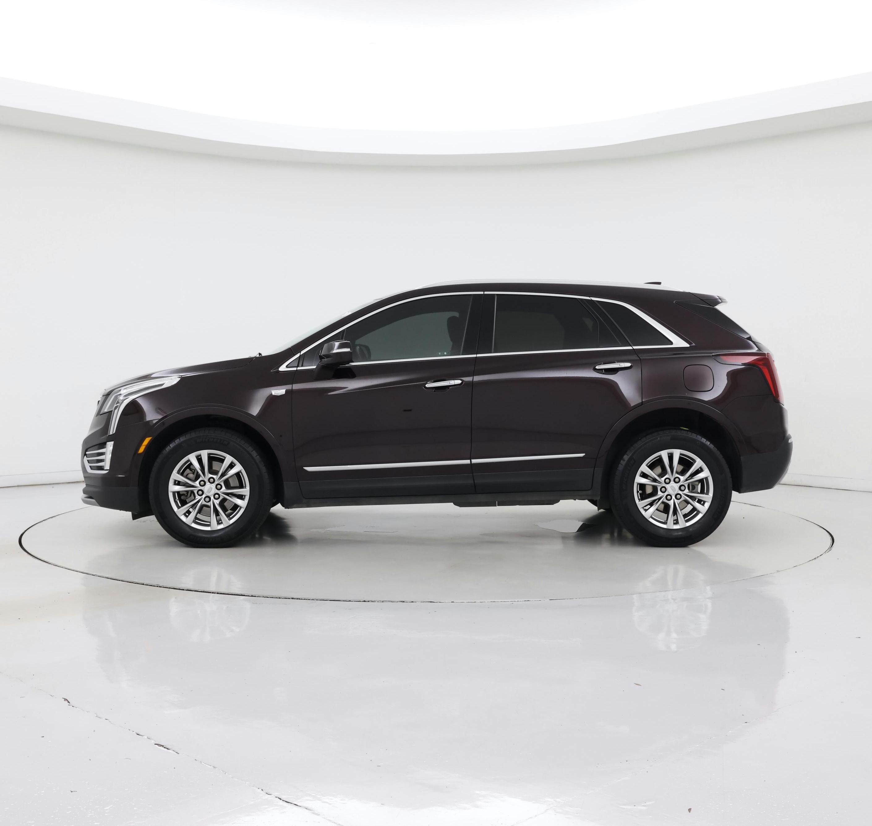 Thumbnail: 2020 Cadillac XT5 - 3