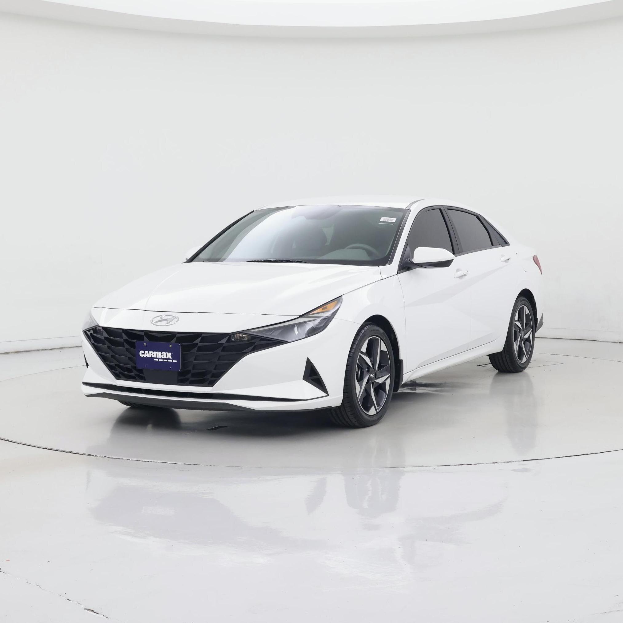 Thumbnail: 2023 Hyundai Elantra - 4