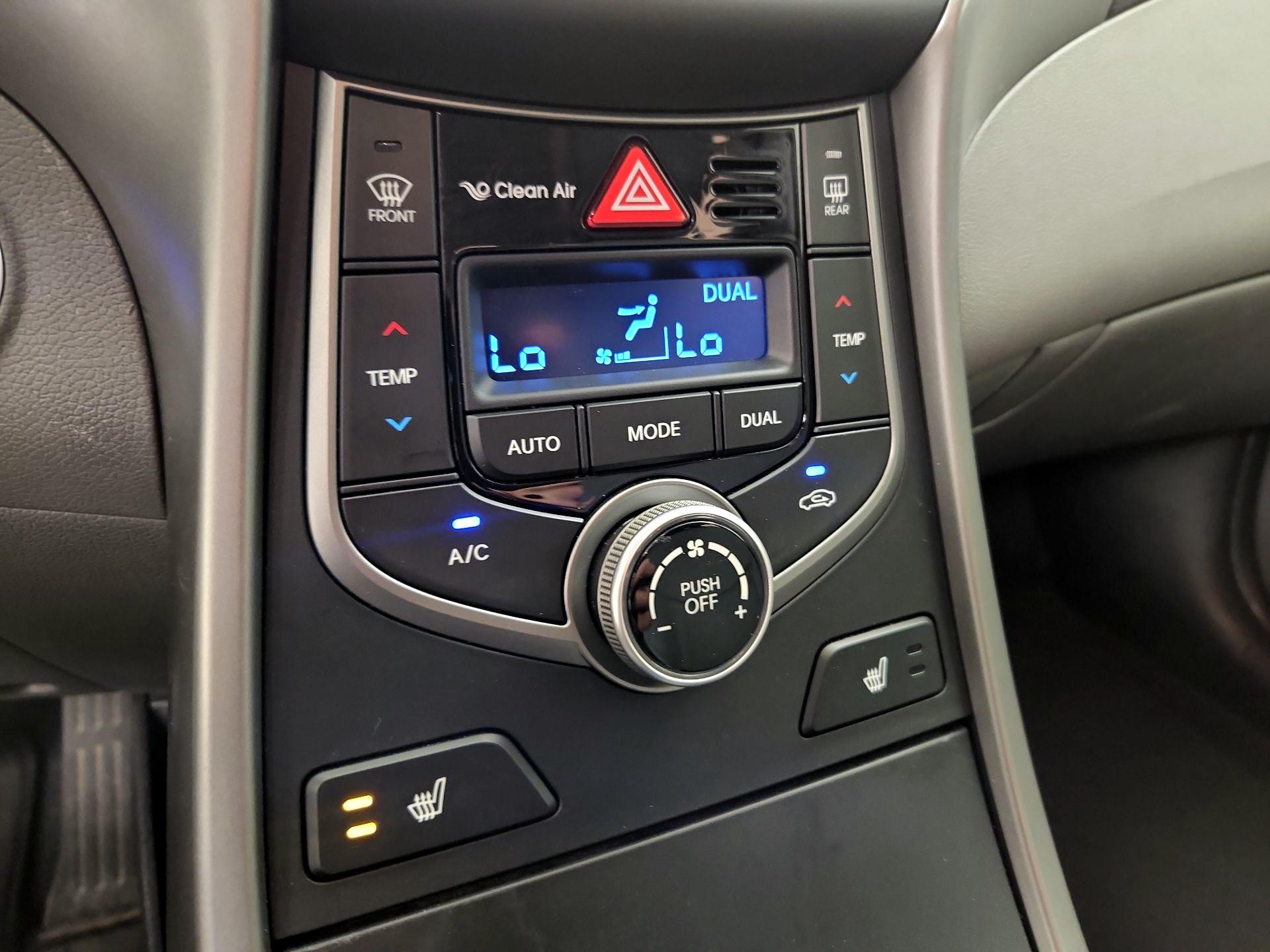 Thumbnail: 2016 Hyundai Elantra - 16