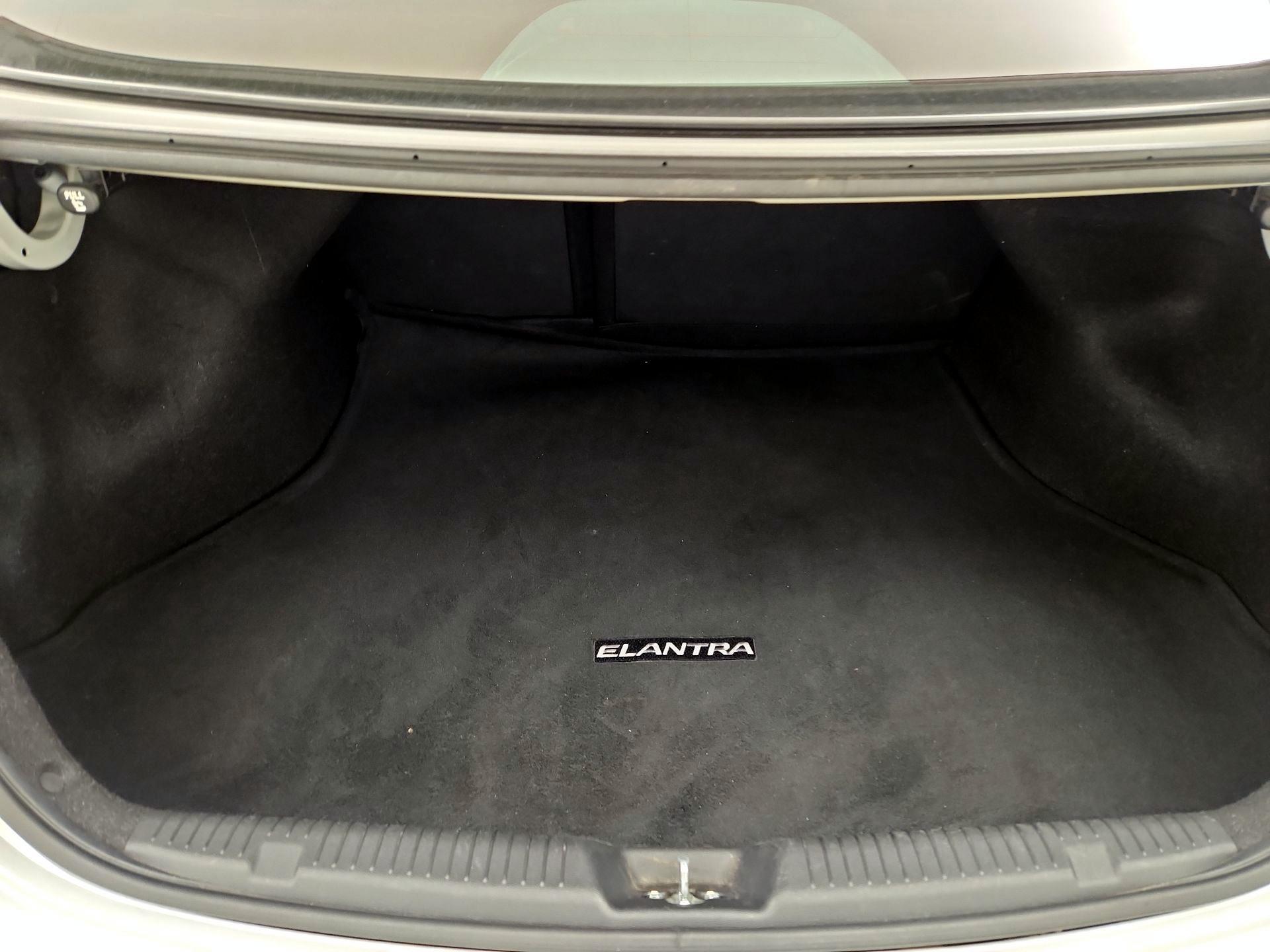 Thumbnail: 2016 Hyundai Elantra - 20
