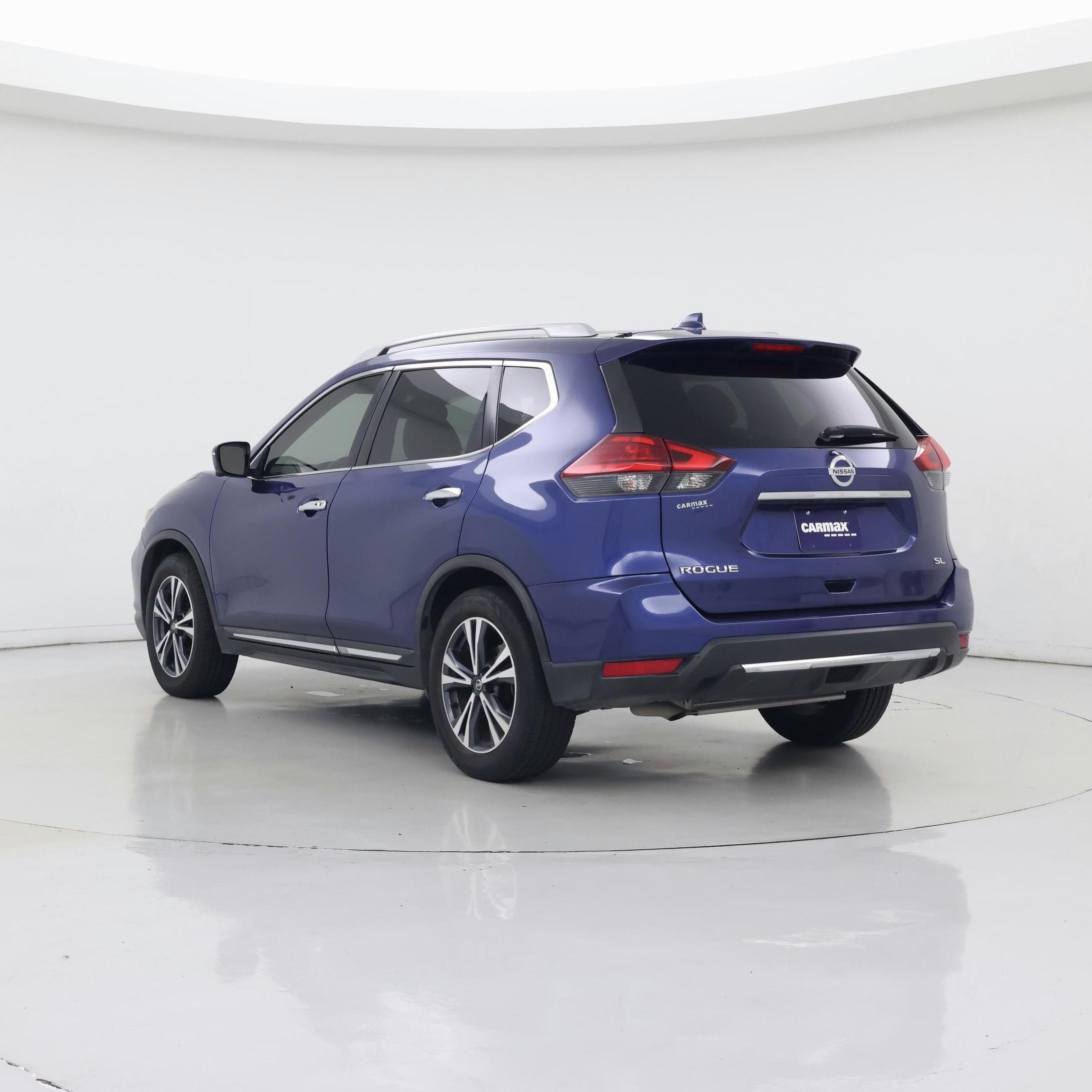 Thumbnail: 2017 Nissan Rogue - 2