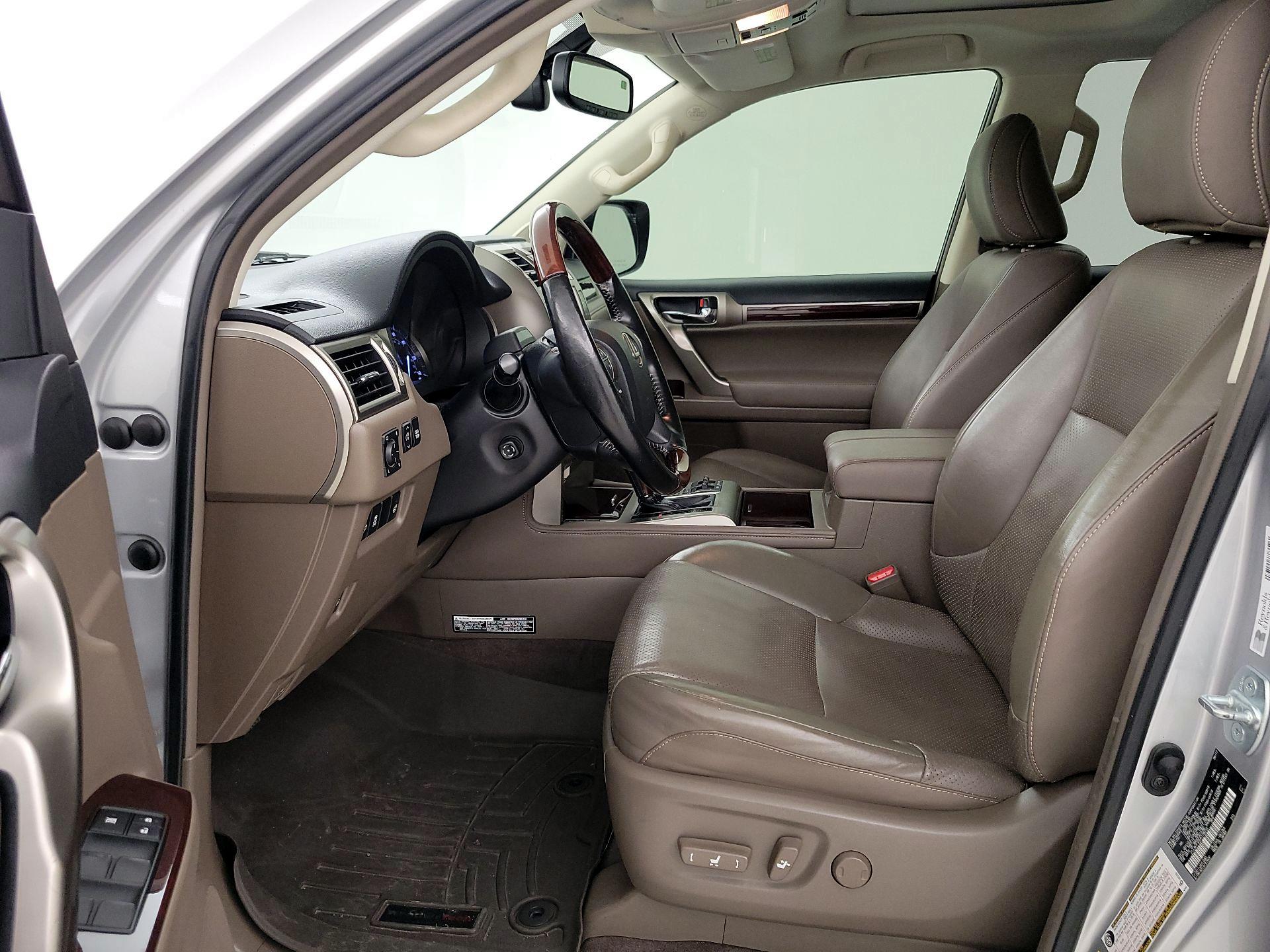 Thumbnail: 2017 Lexus GX - 11