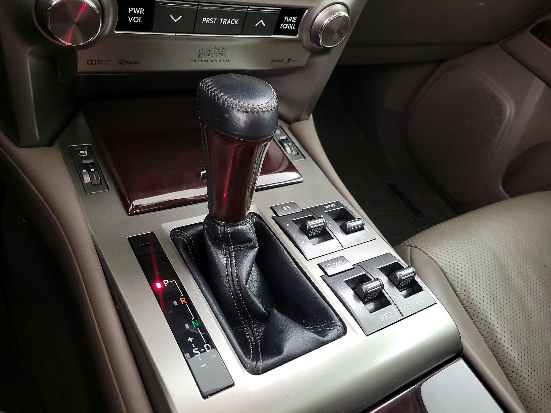 Thumbnail: 2017 Lexus GX - 18