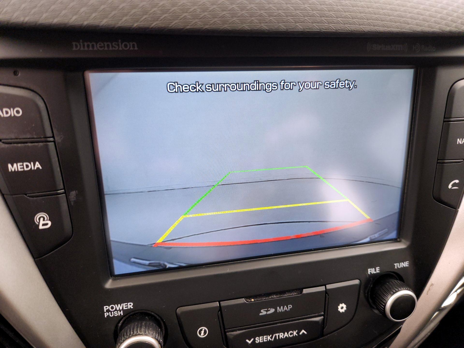 Thumbnail: 2016 Hyundai Veloster - 15