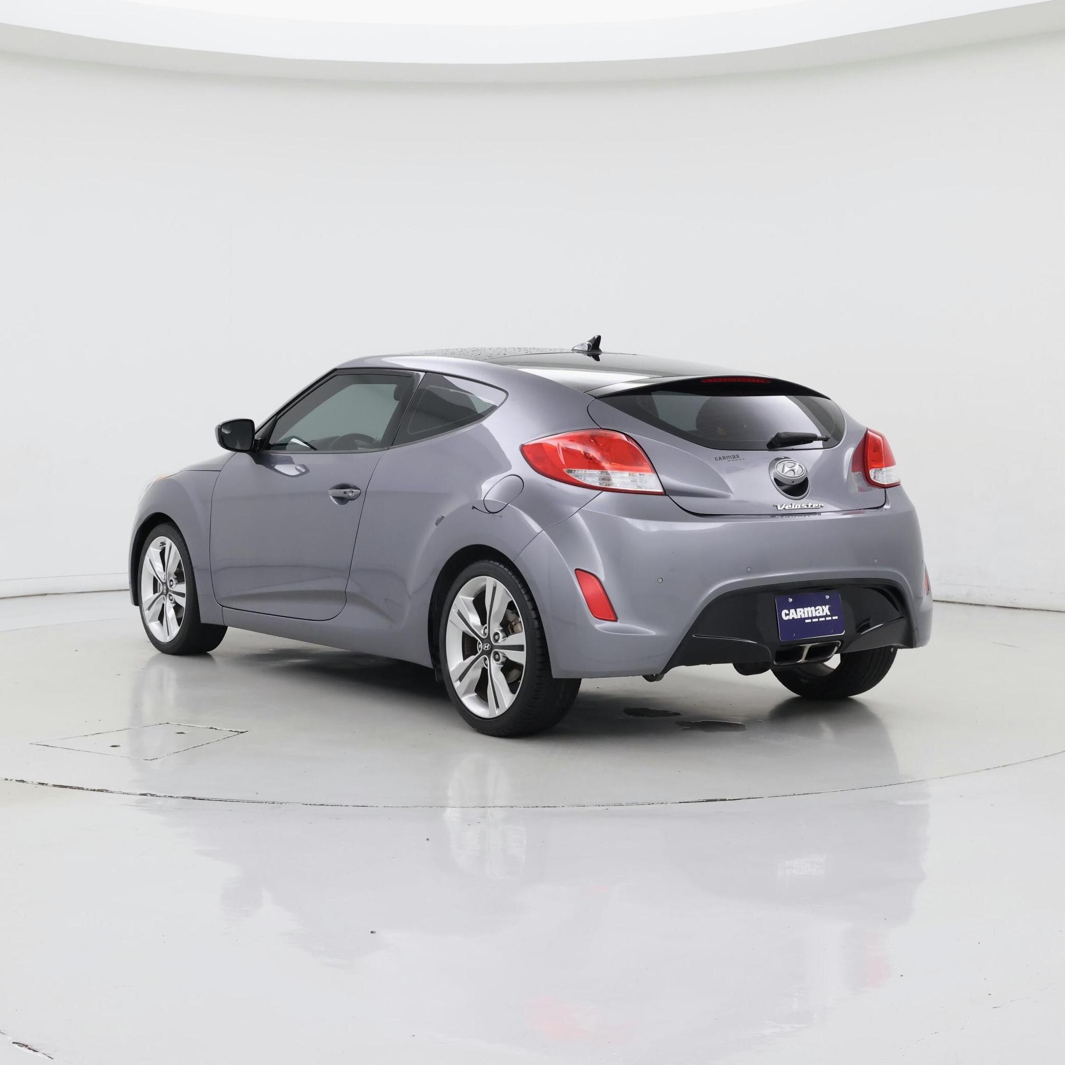 Thumbnail: 2016 Hyundai Veloster - 2