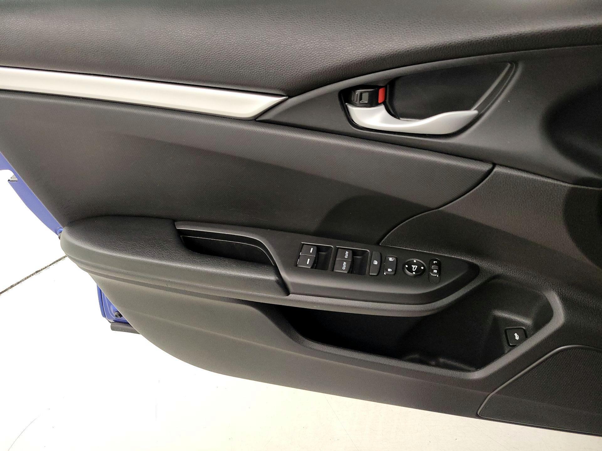 Thumbnail: 2020 Honda Civic - 12