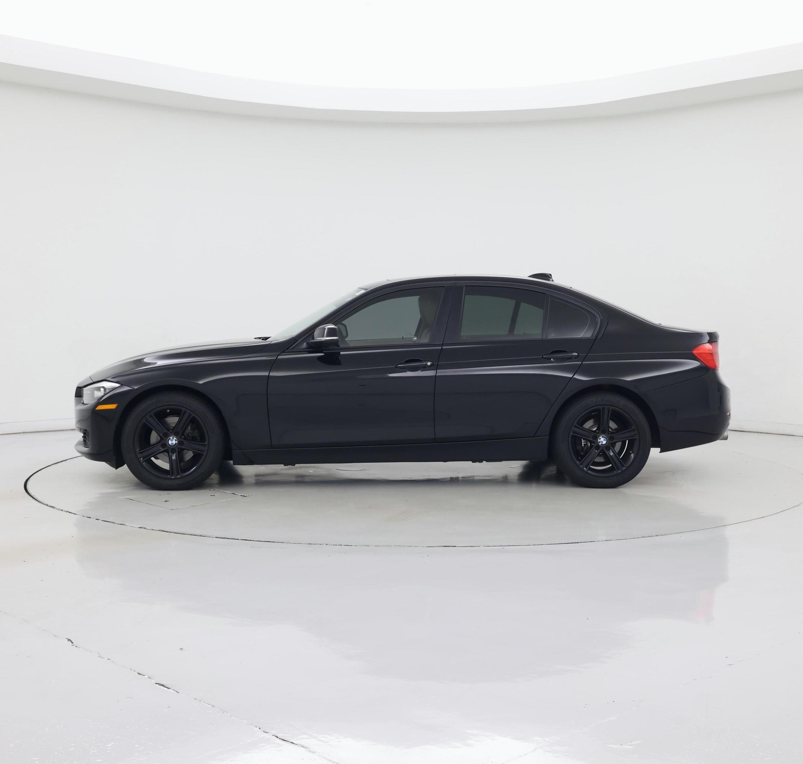 Thumbnail: 2015 BMW 3 Series - 3