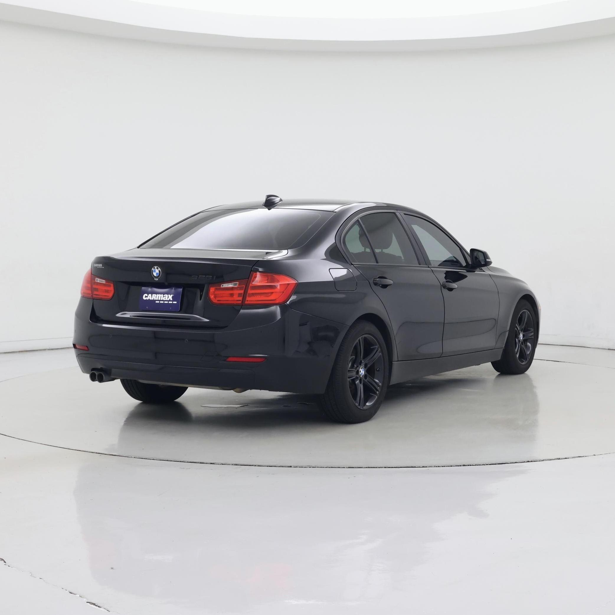 Thumbnail: 2015 BMW 3 Series - 8