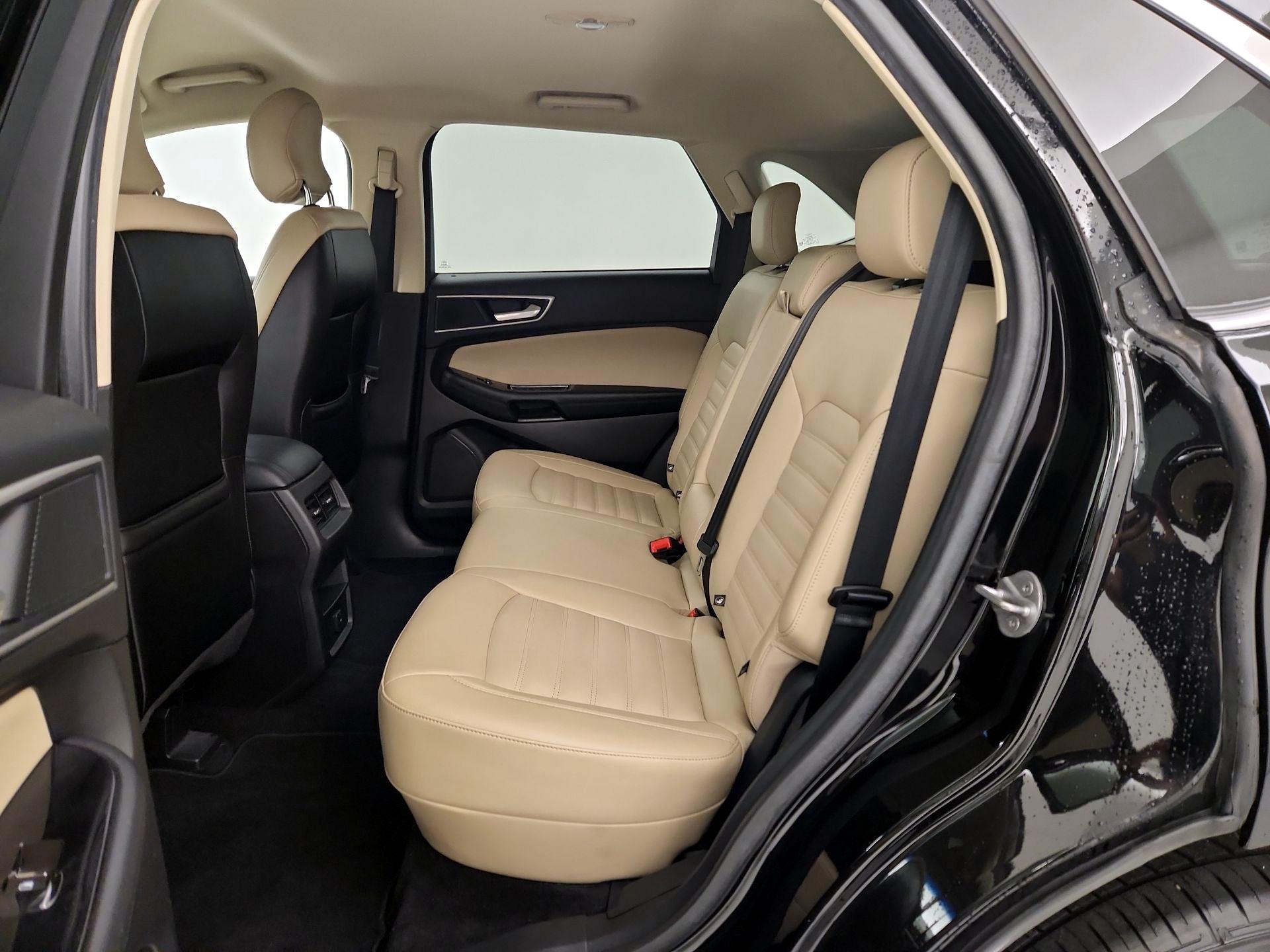 Thumbnail: 2017 Ford Edge - 19
