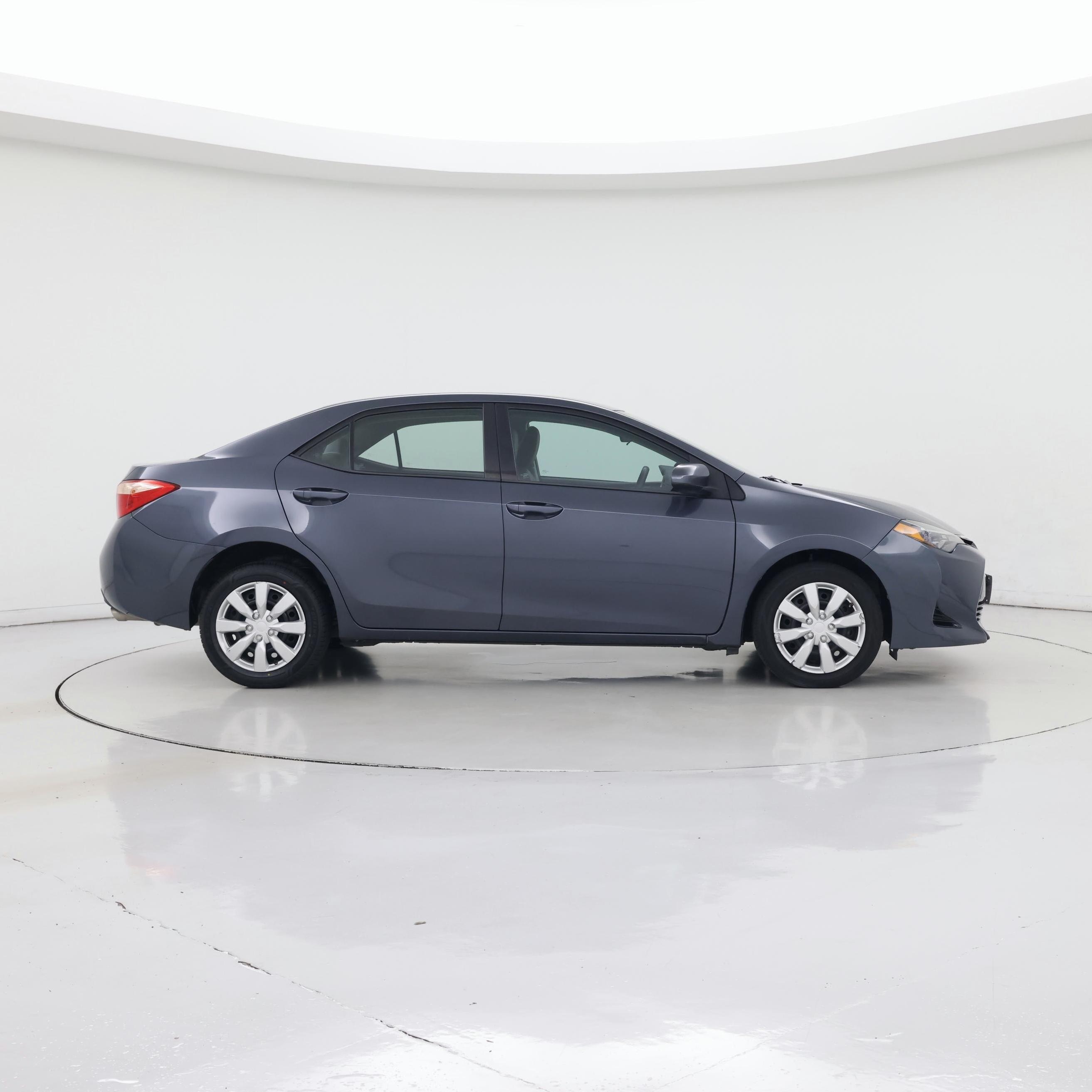 Thumbnail: 2017 Toyota Corolla - 7