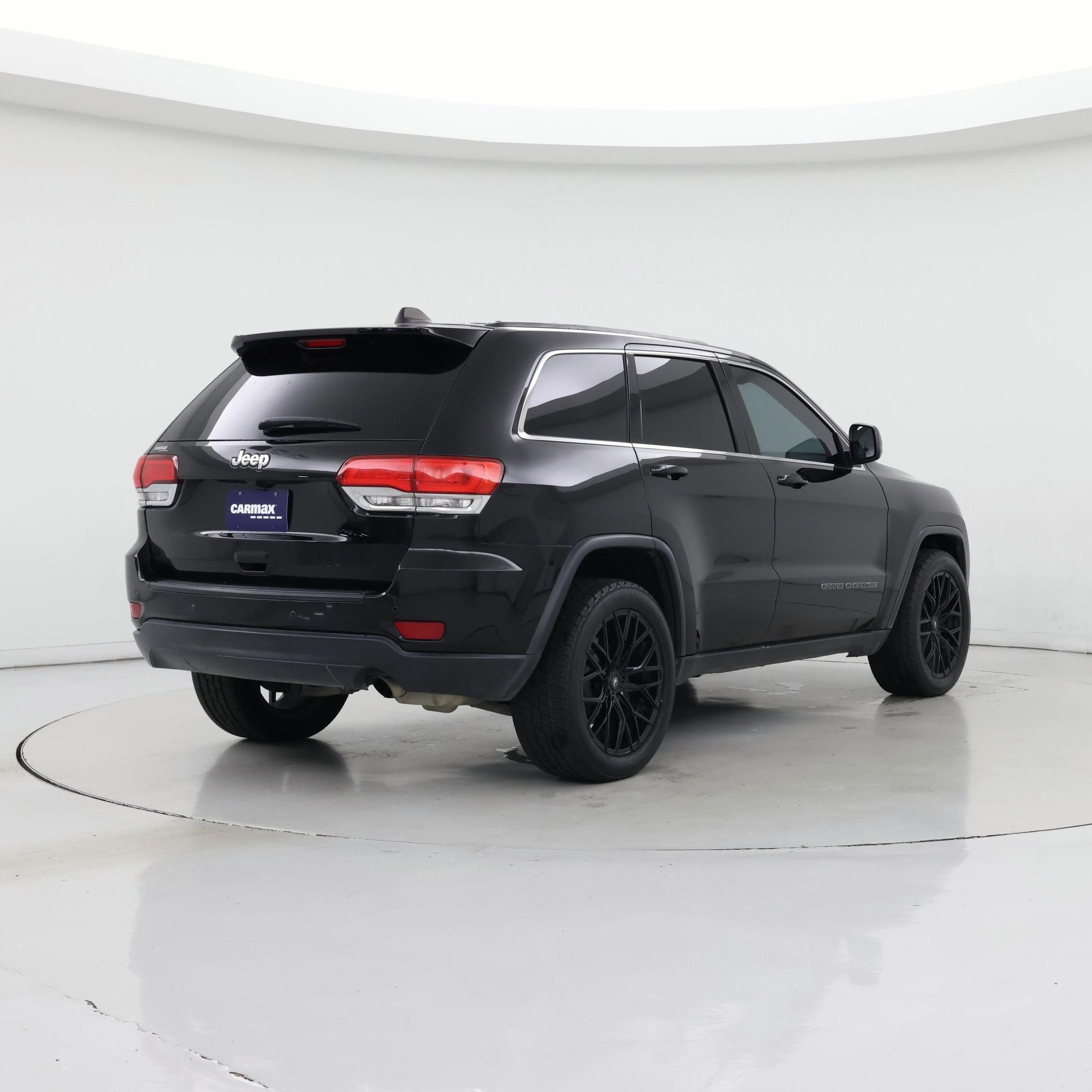 Thumbnail: 2018 Jeep Grand Cherokee - 8