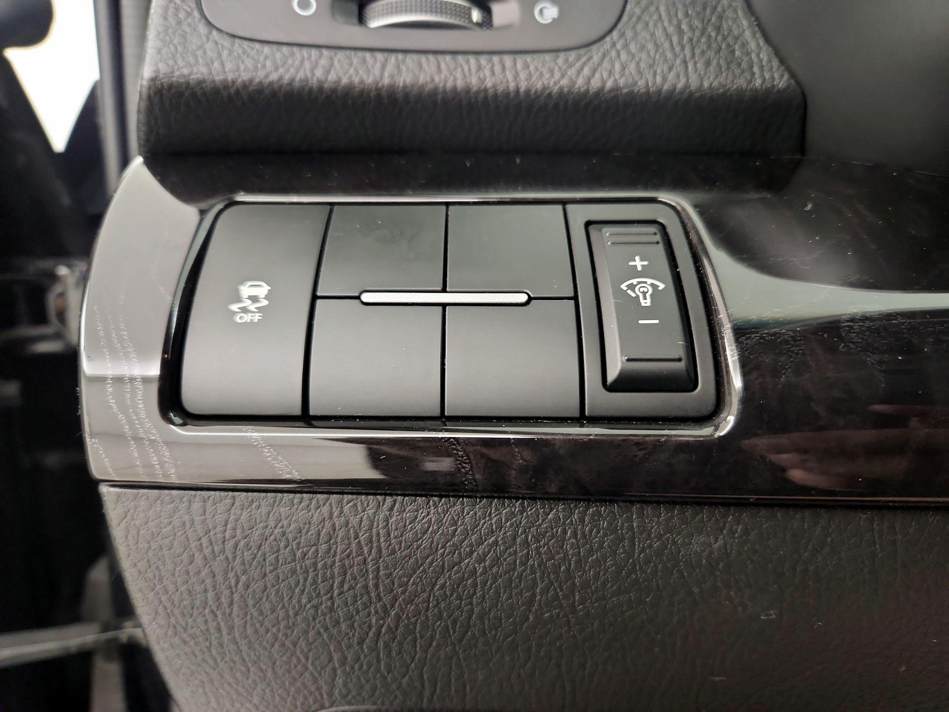 Thumbnail: 2015 Kia Sorento - 13