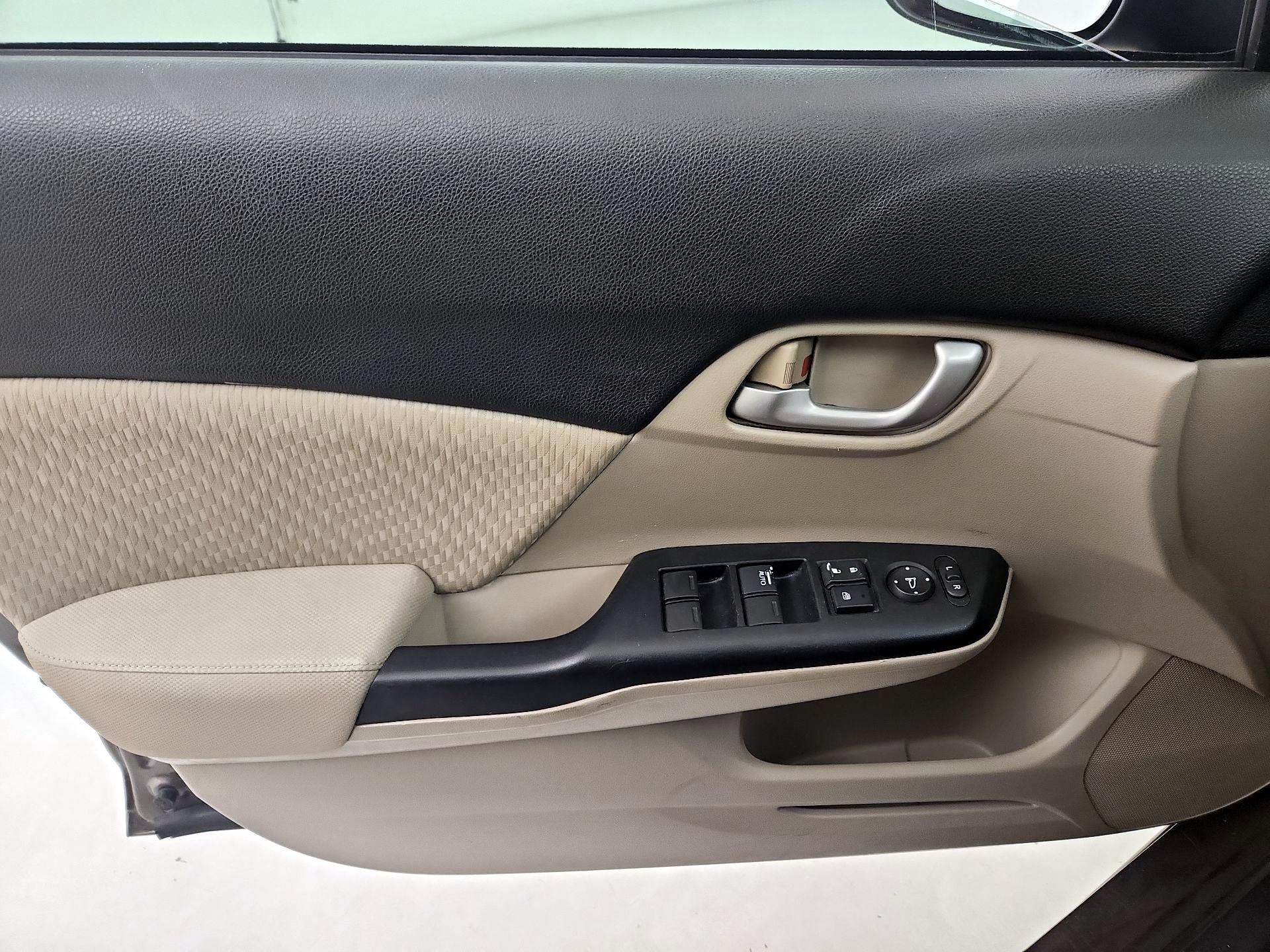 Thumbnail: 2014 Honda Civic - 12