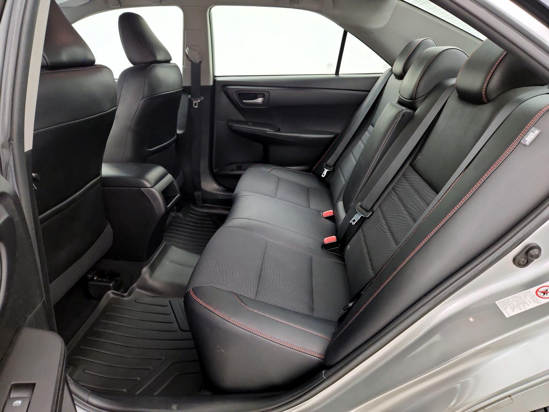 Thumbnail: 2016 Toyota Camry - 19