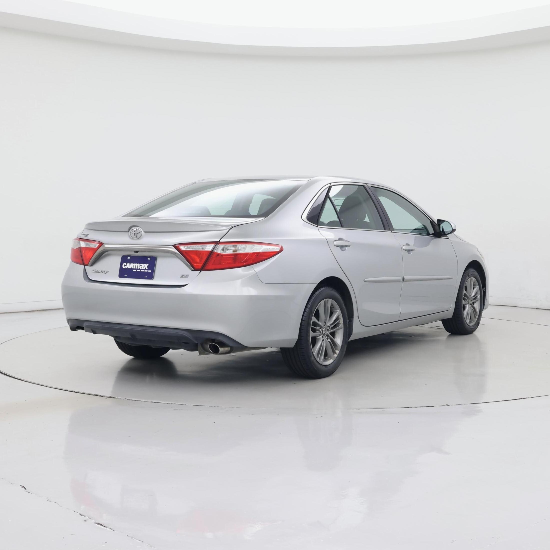 Thumbnail: 2016 Toyota Camry - 8
