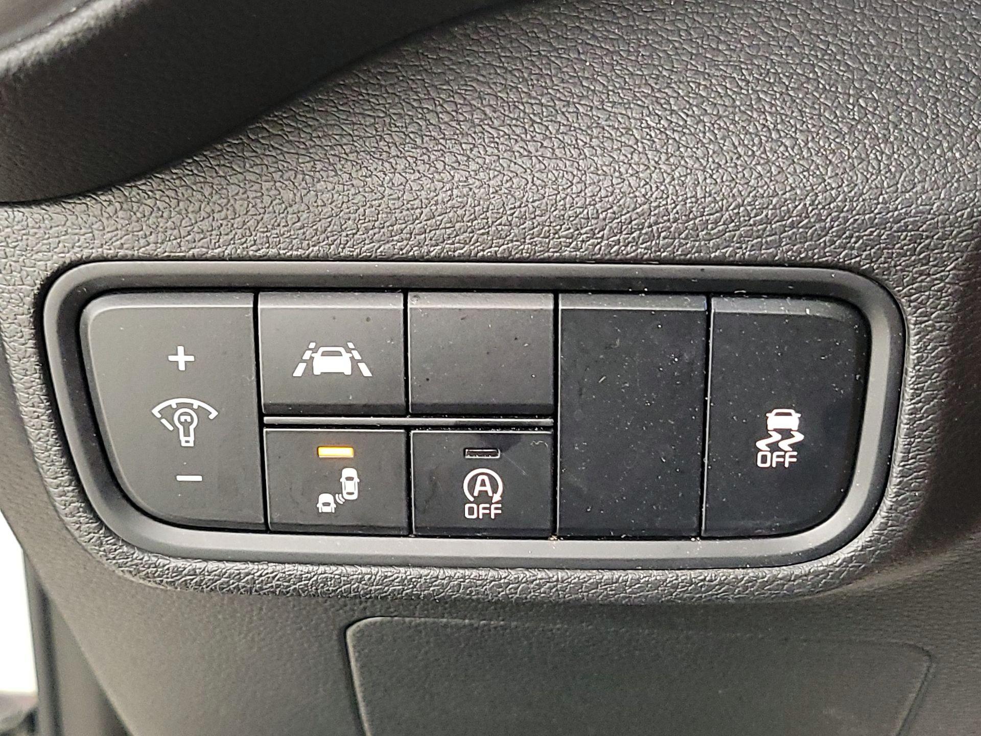 Thumbnail: 2021 Kia Soul - 13