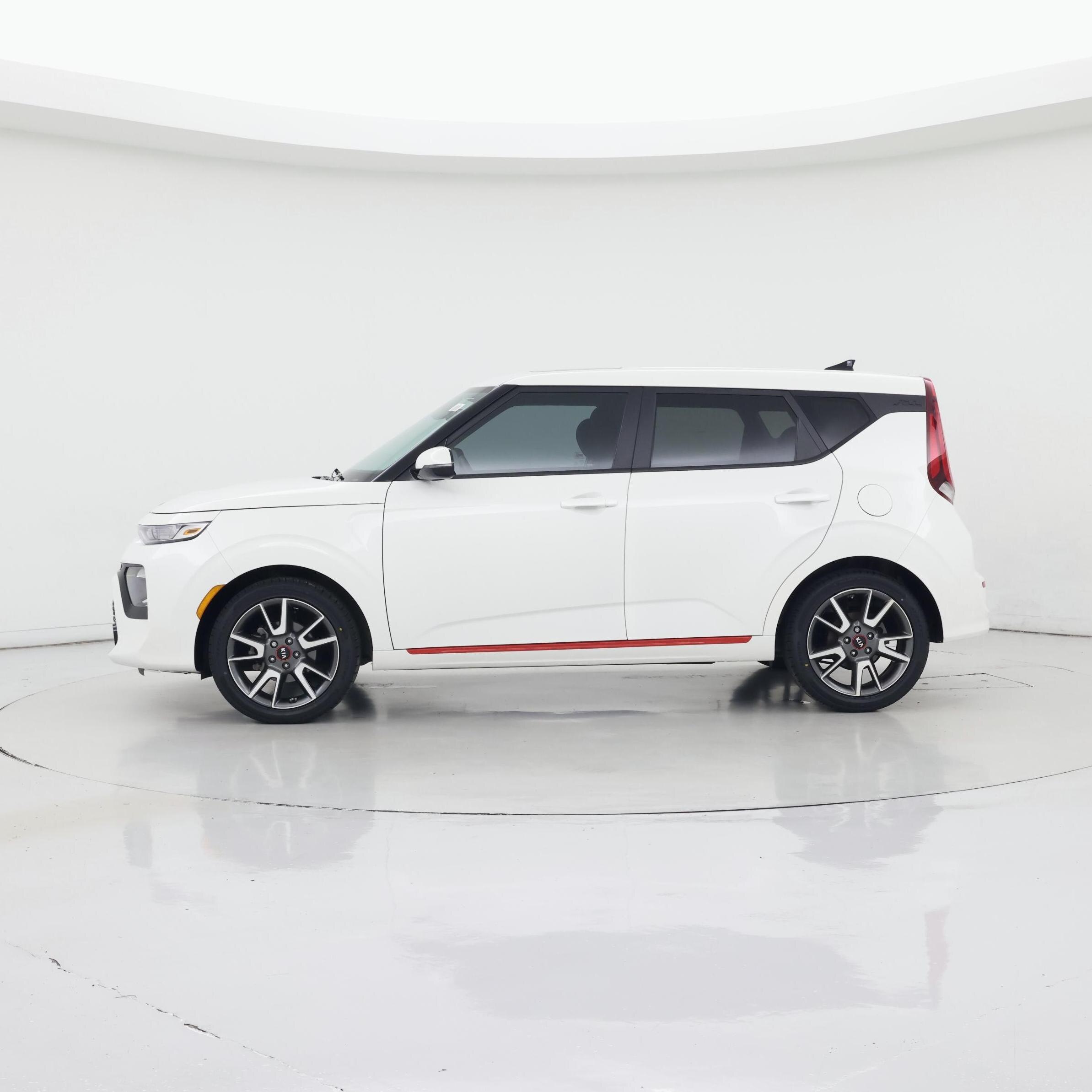 Thumbnail: 2021 Kia Soul - 3