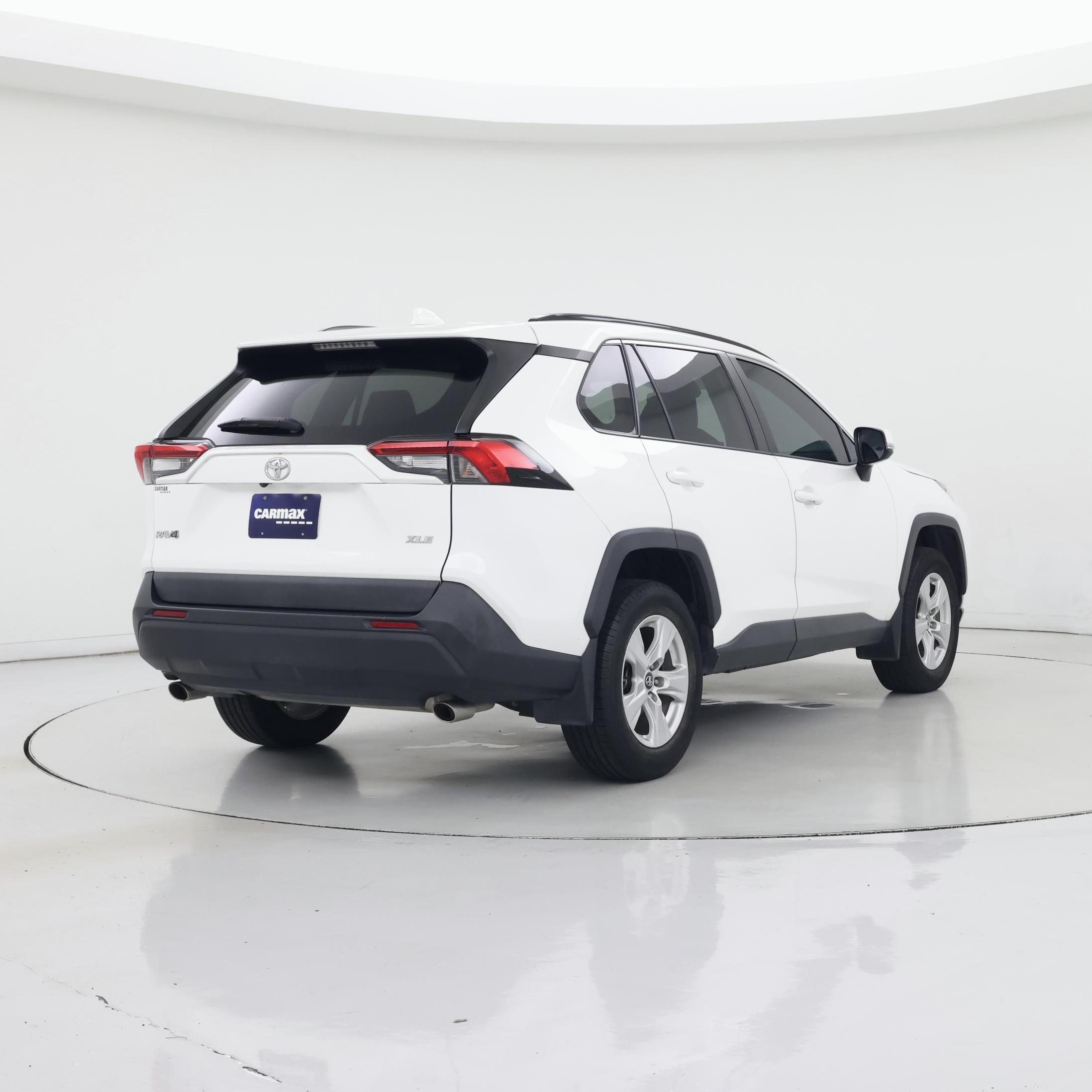 Thumbnail: 2020 Toyota RAV4 - 8