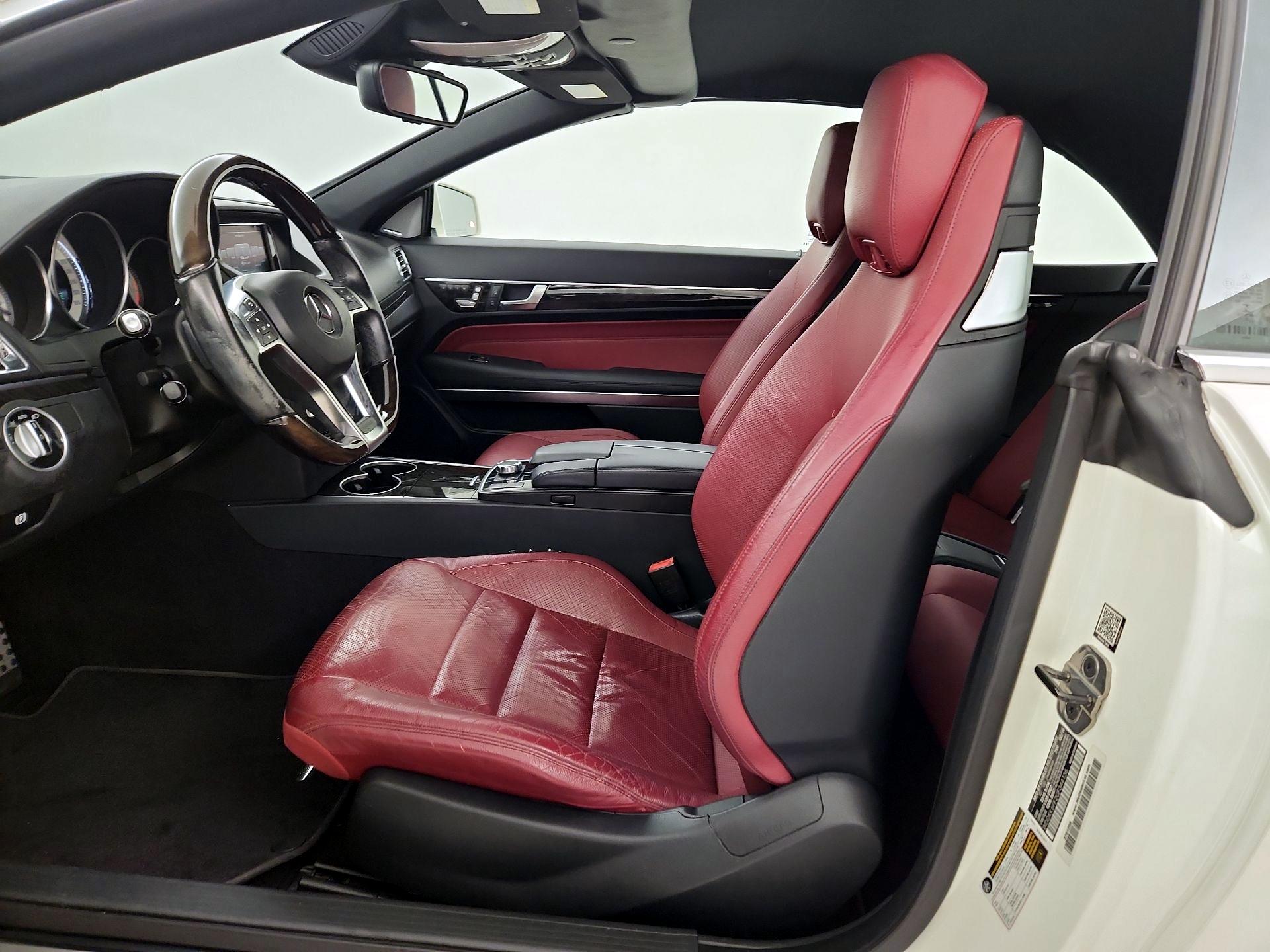 Thumbnail: 2016 Mercedes-Benz E-Class - 11