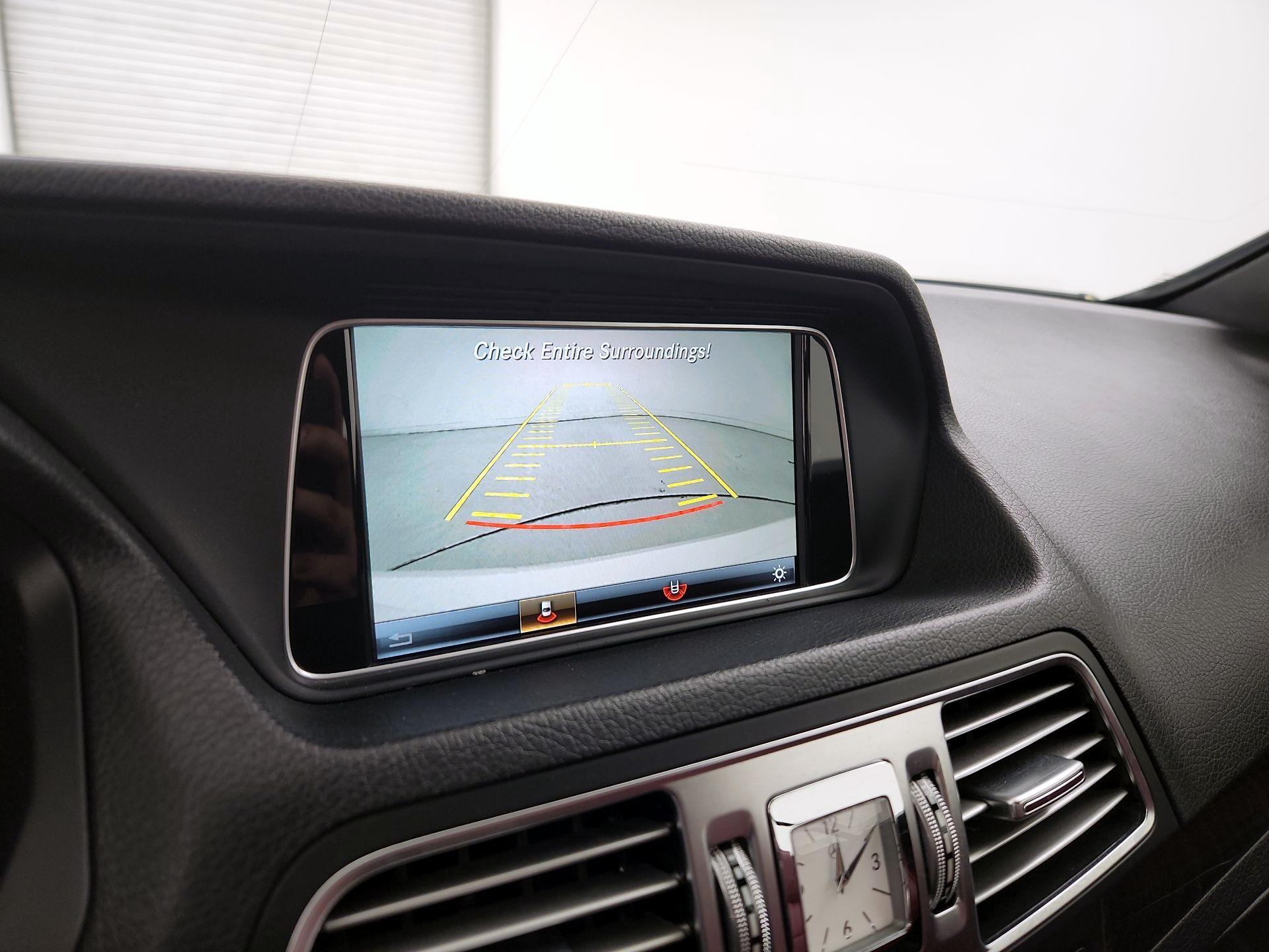 Thumbnail: 2016 Mercedes-Benz E-Class - 14