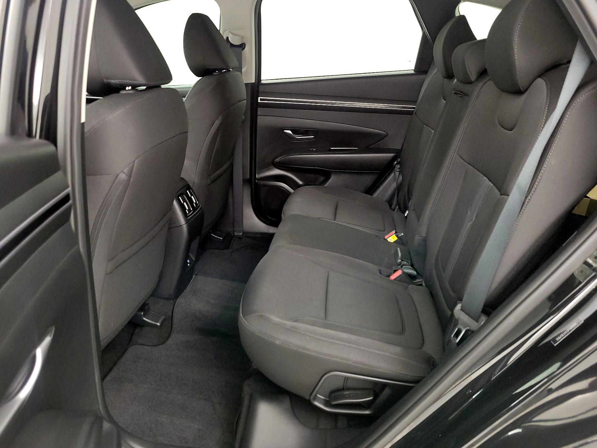 Thumbnail: 2023 Hyundai Tucson - 19