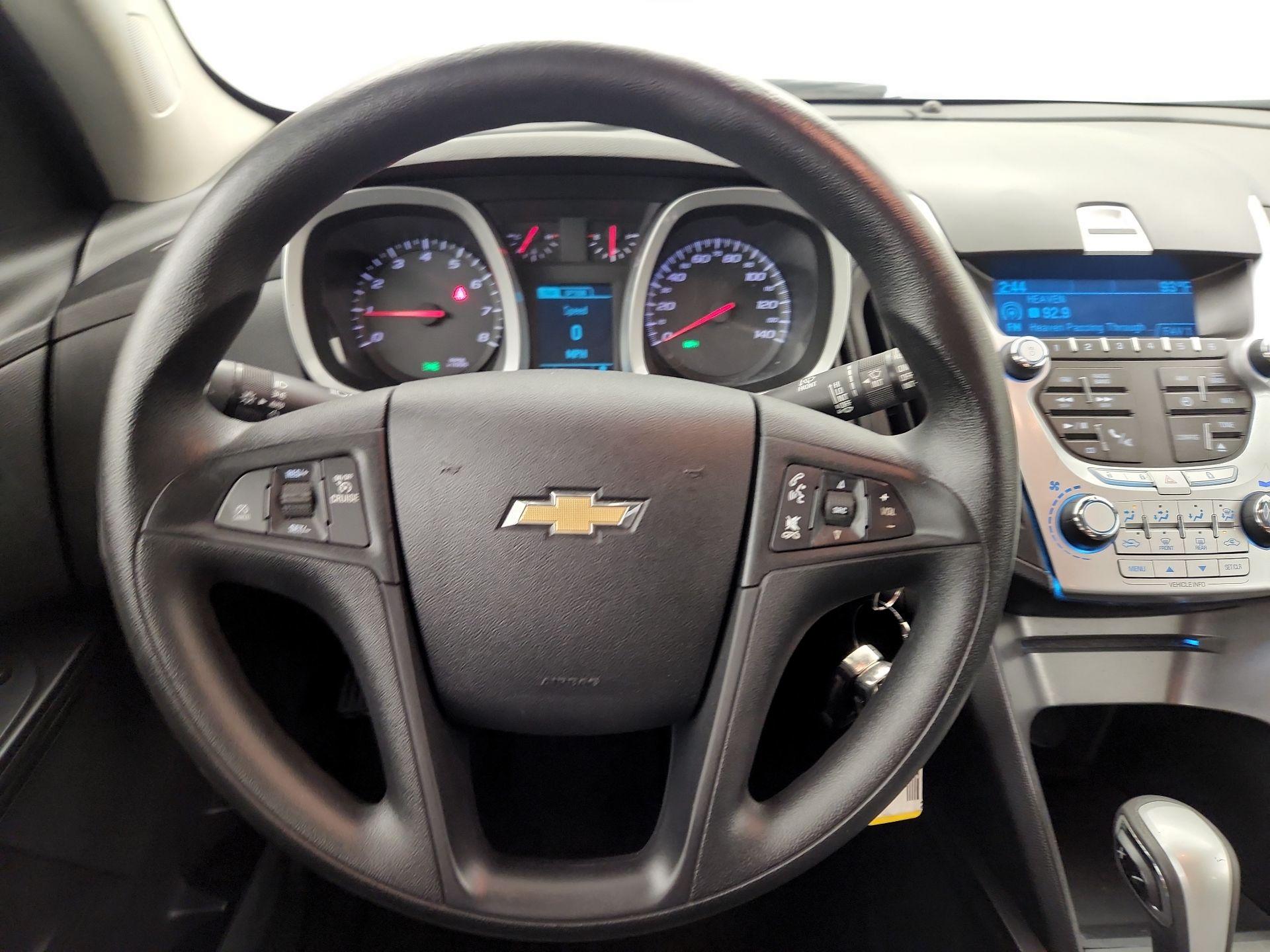 Thumbnail: 2014 Chevrolet Equinox - 10