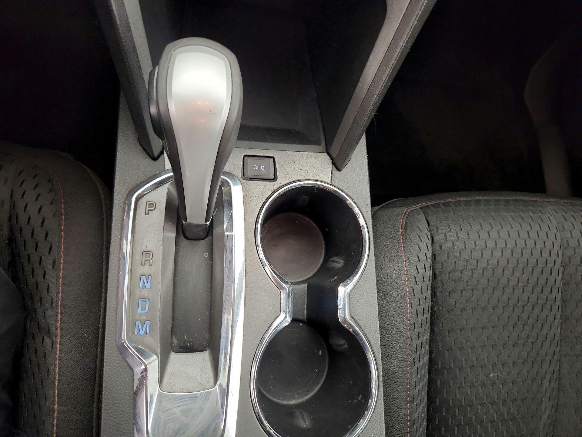 Thumbnail: 2014 Chevrolet Equinox - 16