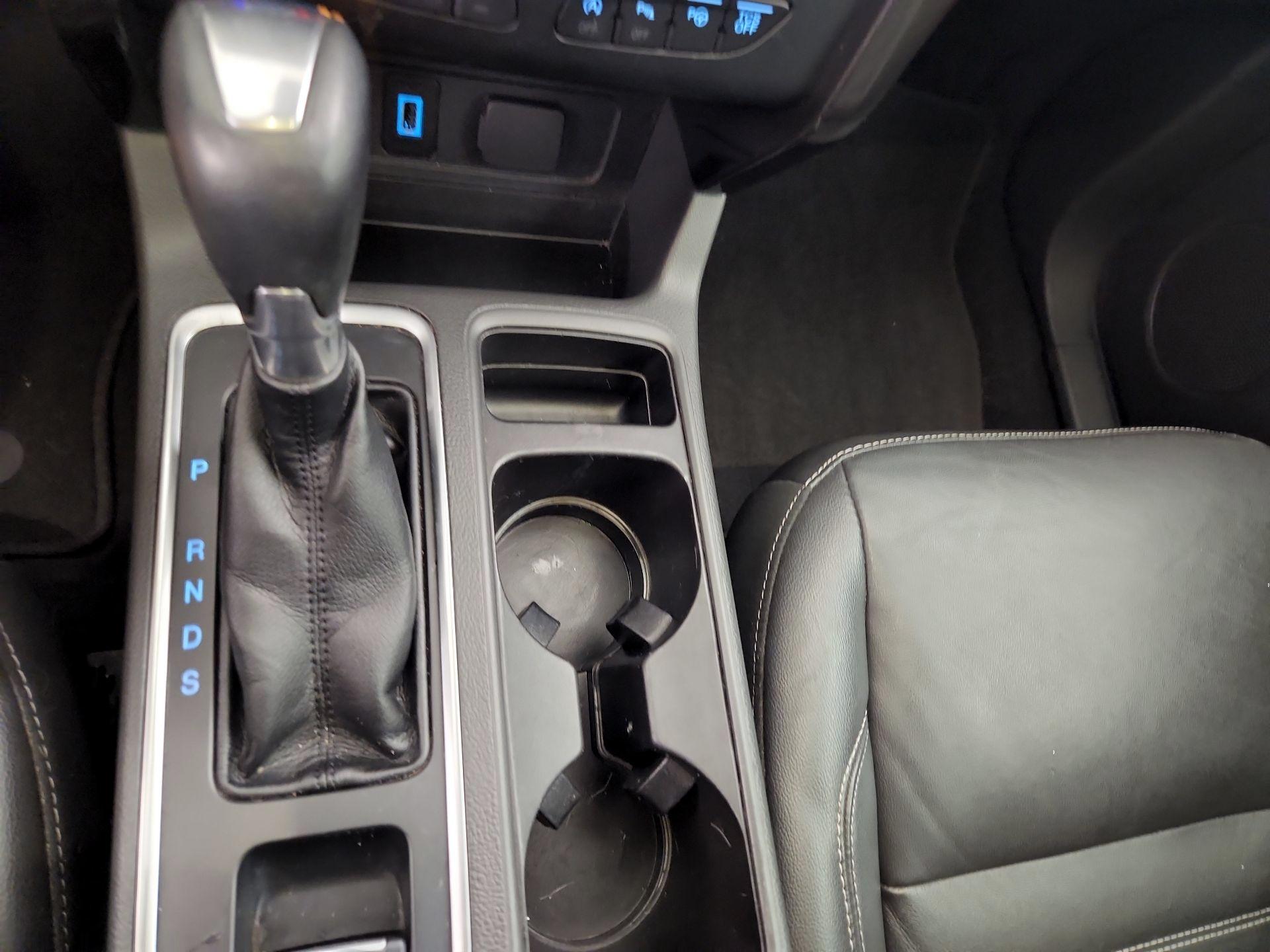 Thumbnail: 2017 Ford Escape - 18