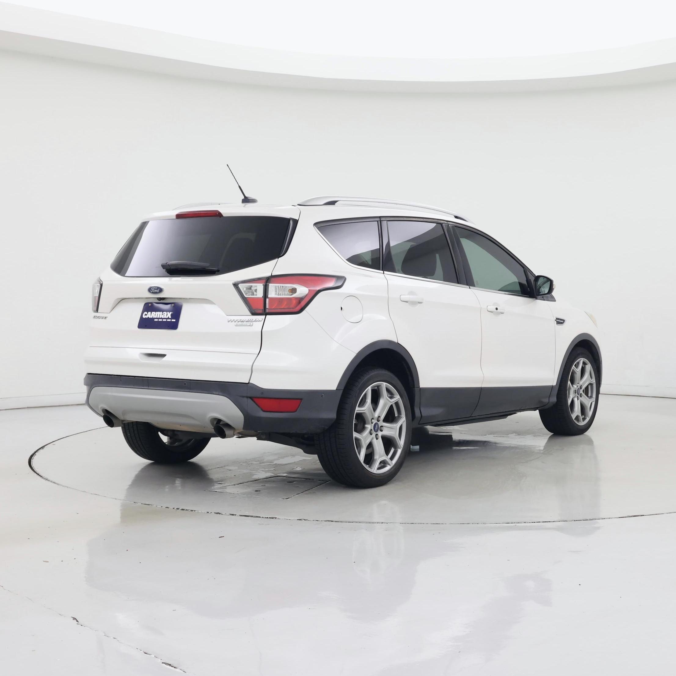 Thumbnail: 2017 Ford Escape - 8