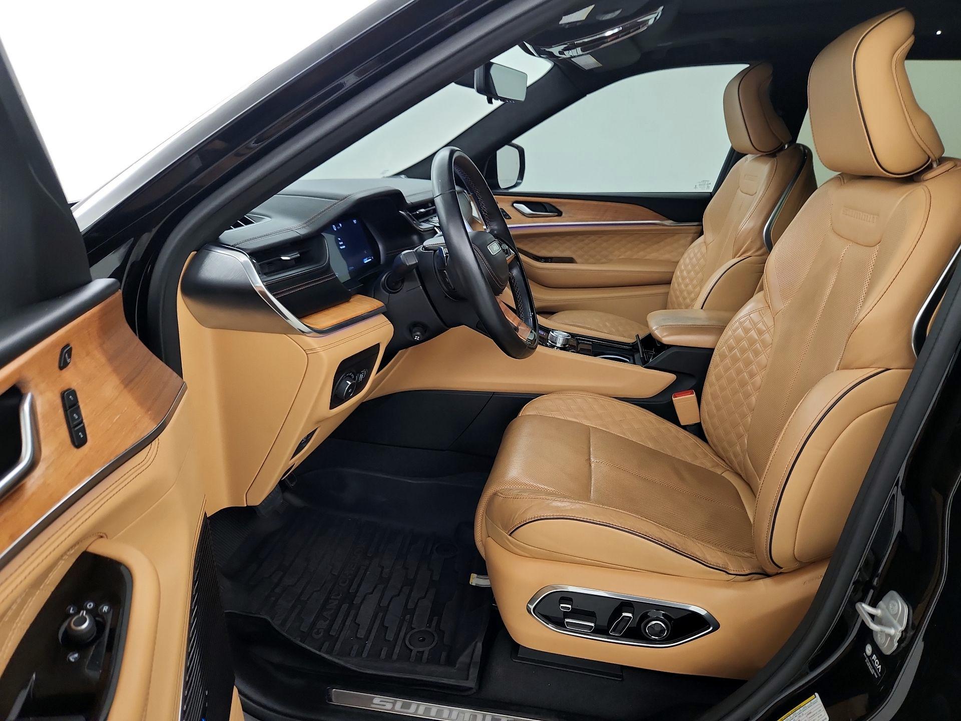 Thumbnail: 2021 Jeep Grand Cherokee L - 11