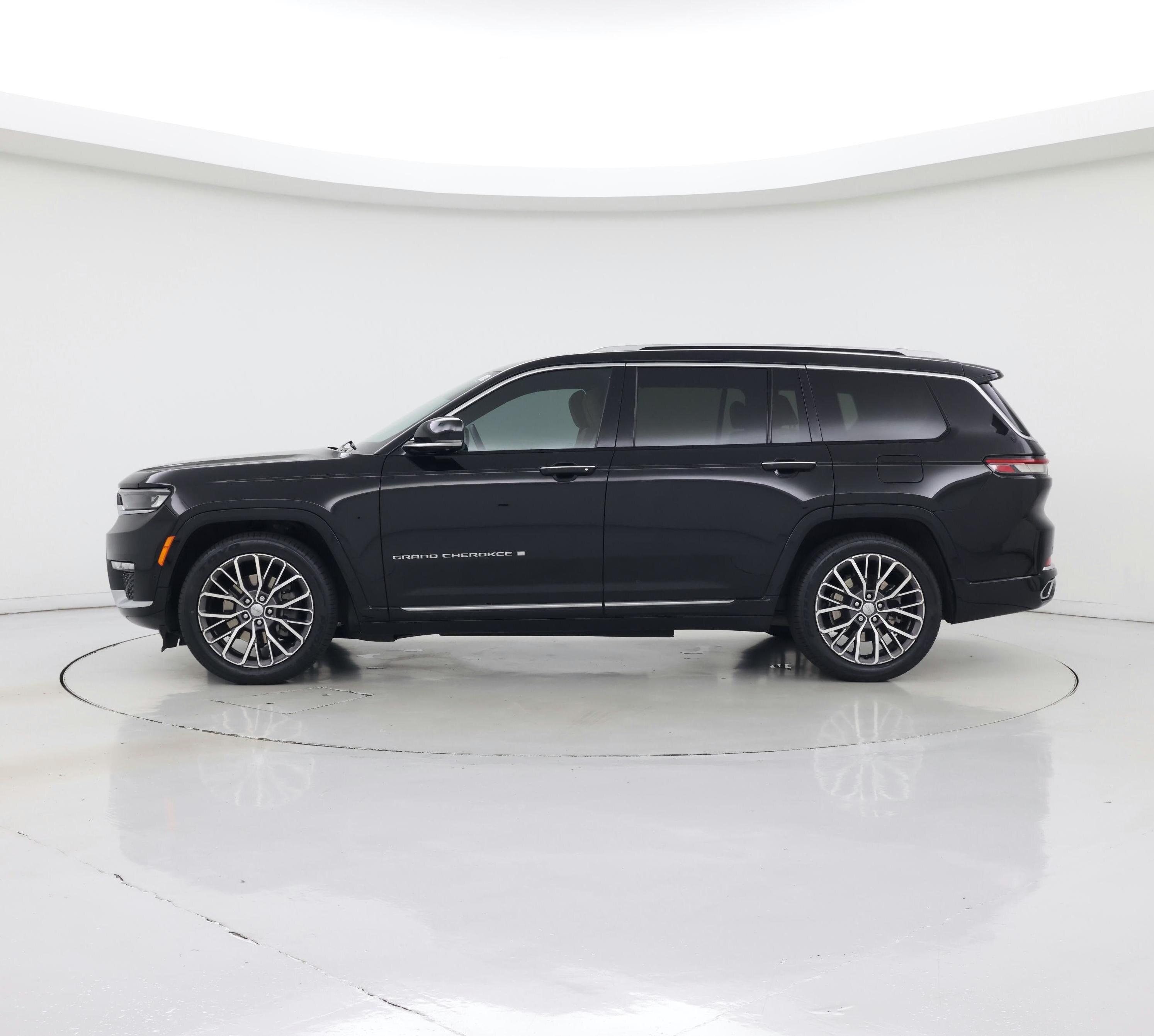 Thumbnail: 2021 Jeep Grand Cherokee L - 3