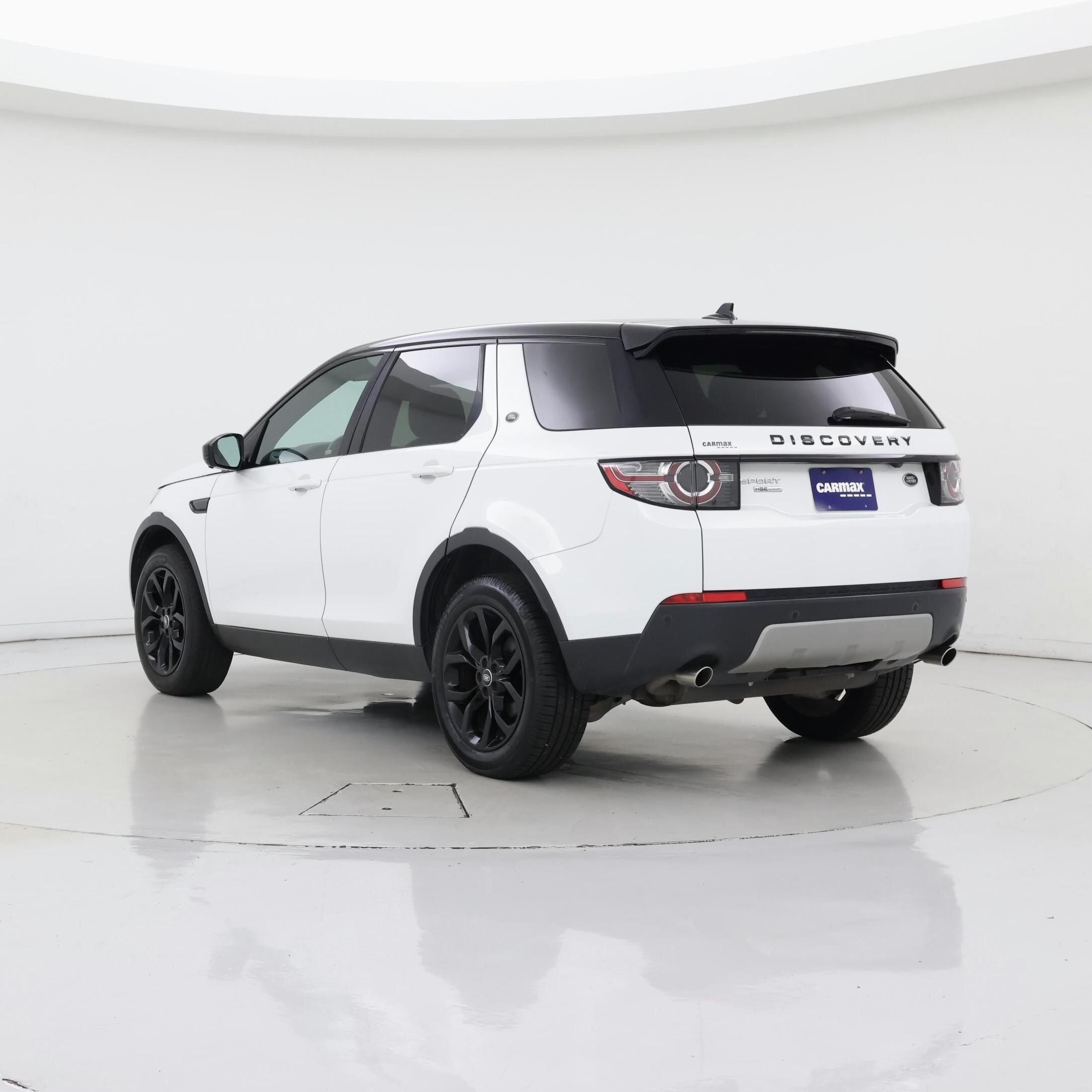Thumbnail: 2015 Land Rover Discovery Sport - 2
