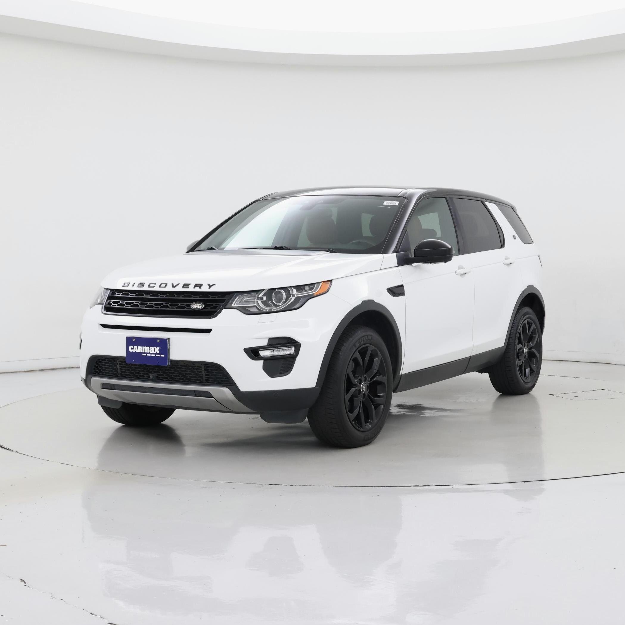 Thumbnail: 2015 Land Rover Discovery Sport - 4